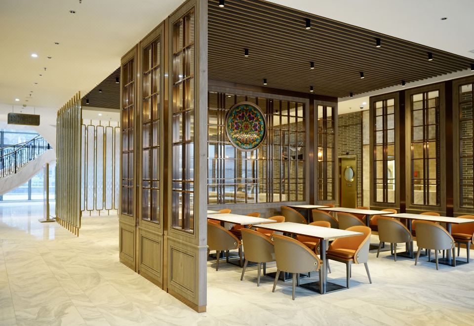 Harbour Plaza Metropolitan Shanghai 5*