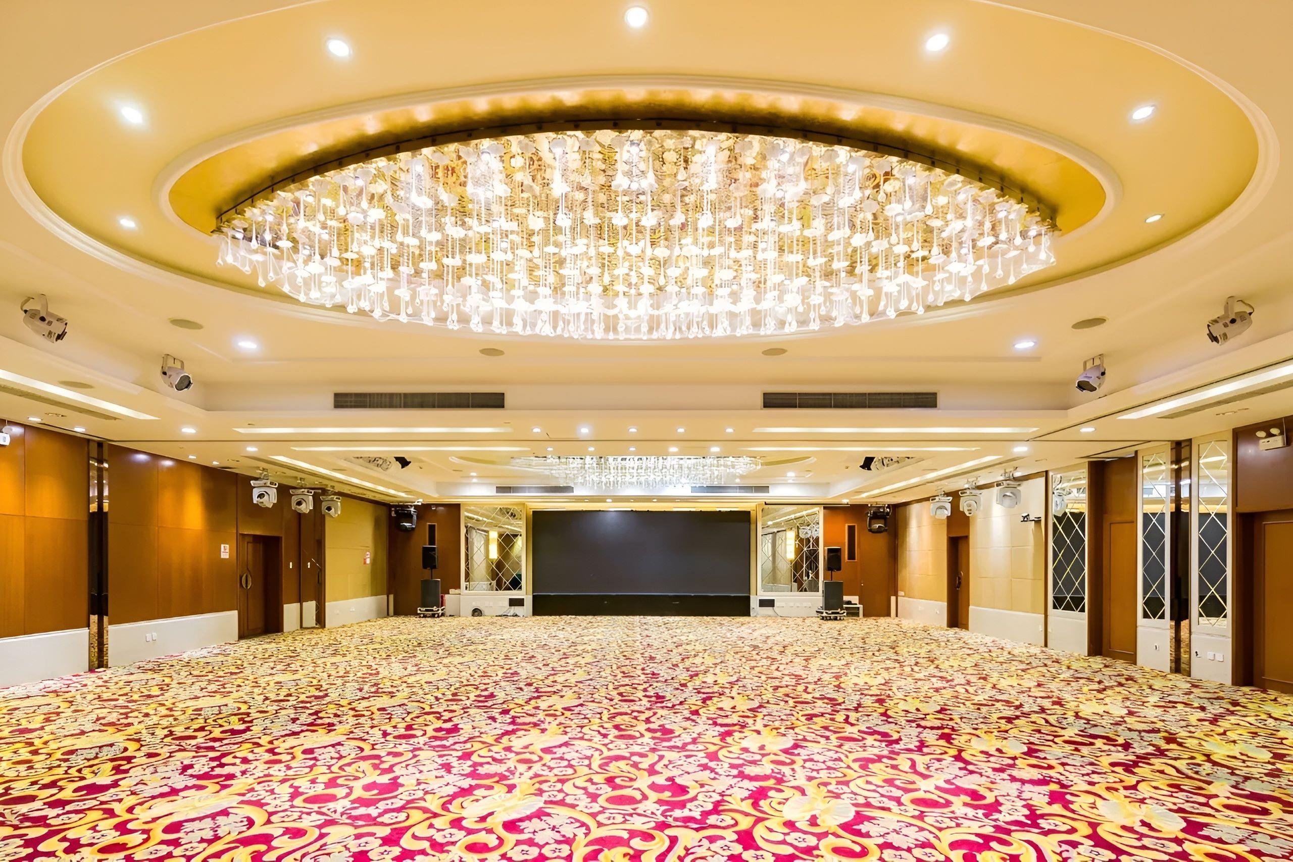 Beijing Phoenix Palace Hotel 3*