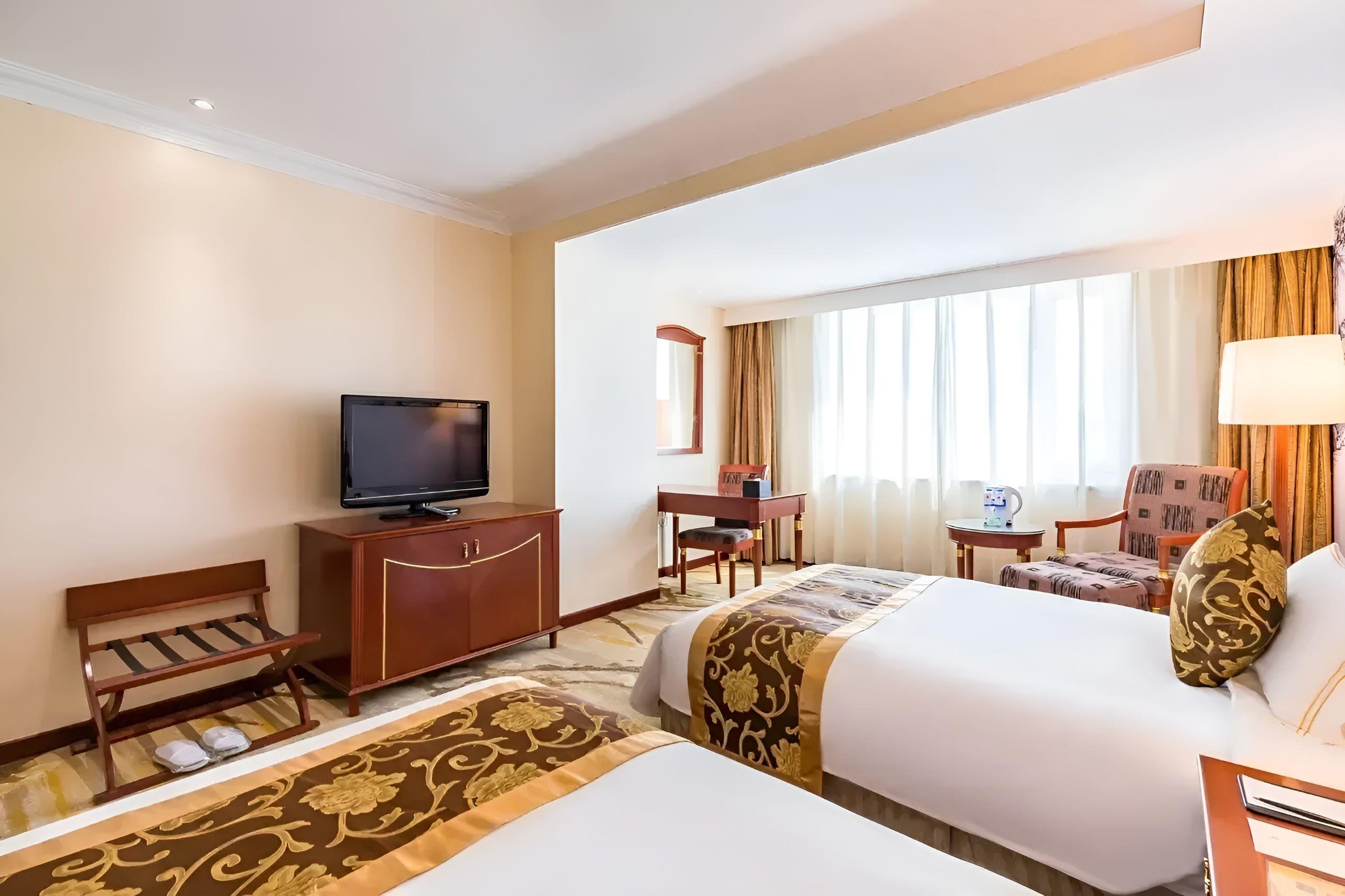 Beijing Phoenix Palace Hotel 3*