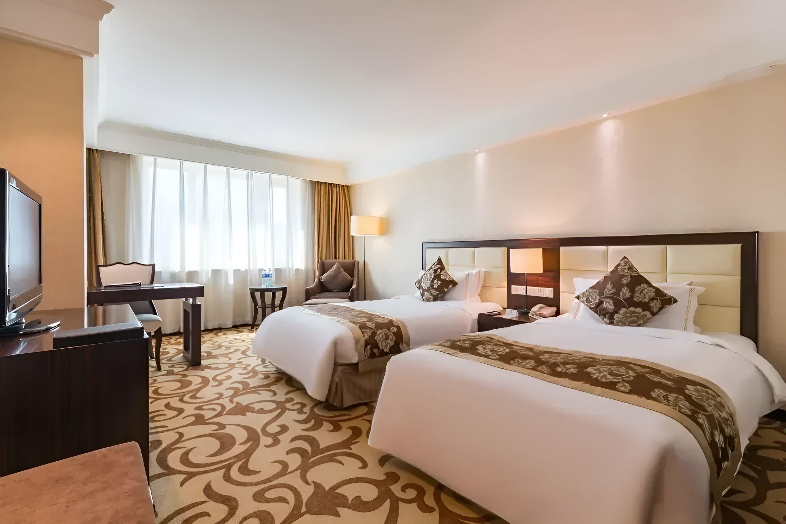 Beijing Phoenix Palace Hotel 3*
