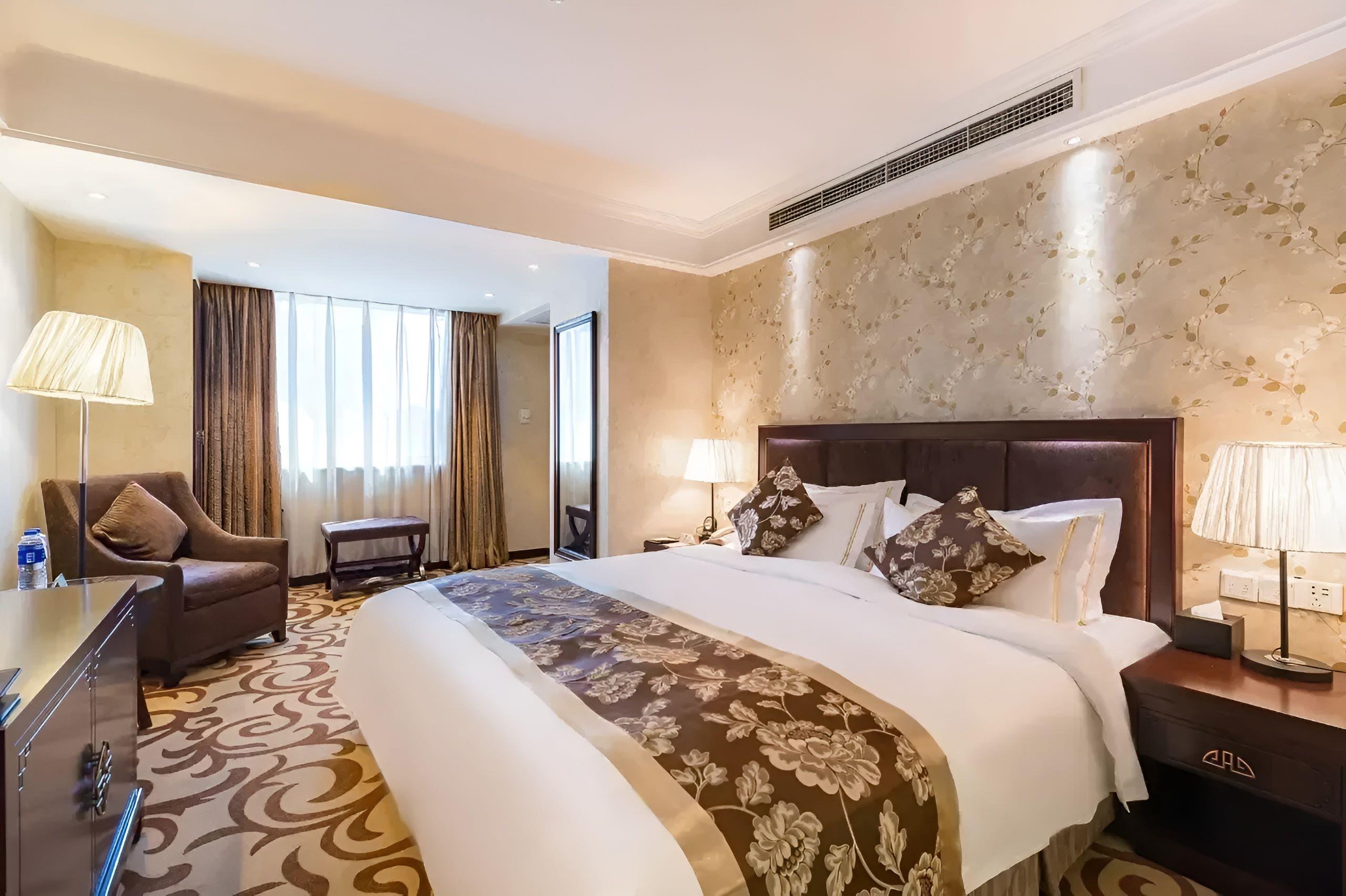 Beijing Phoenix Palace Hotel 3*