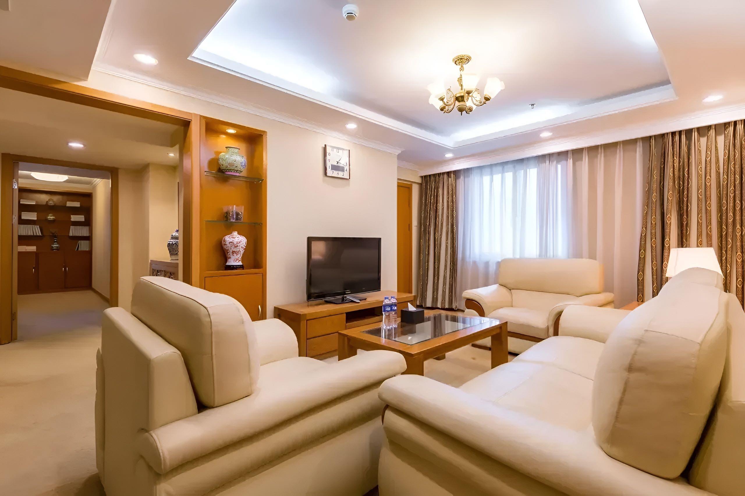 Beijing Phoenix Palace Hotel 3*