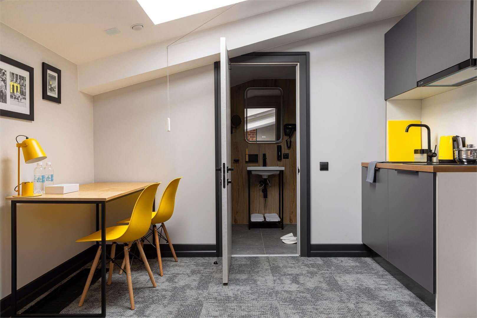 izzziUP 4* COMMUNITY L&C 4*