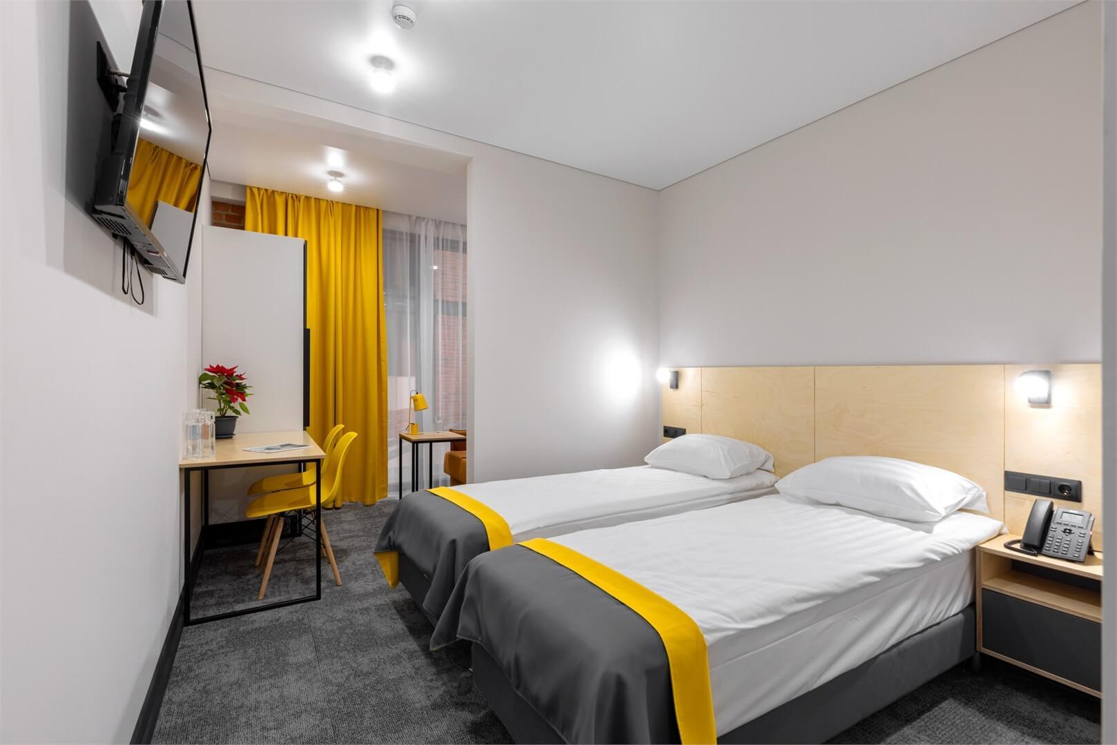 izzziUP 4* COMMUNITY L&C 4*