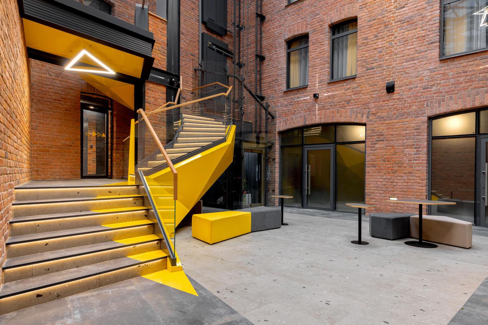 izzziUP 4* COMMUNITY L&C 4*