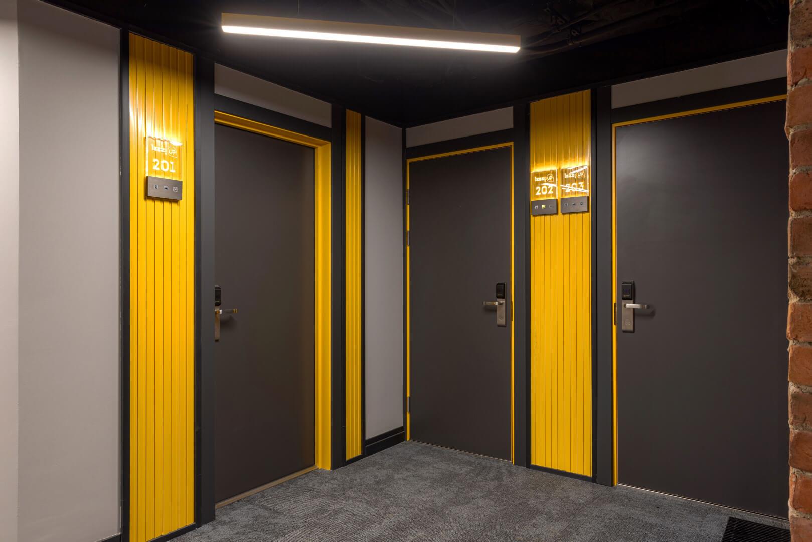 izzziUP 4* COMMUNITY L&C 4*