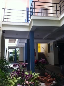 Kamala Beachfront Apartment 0*