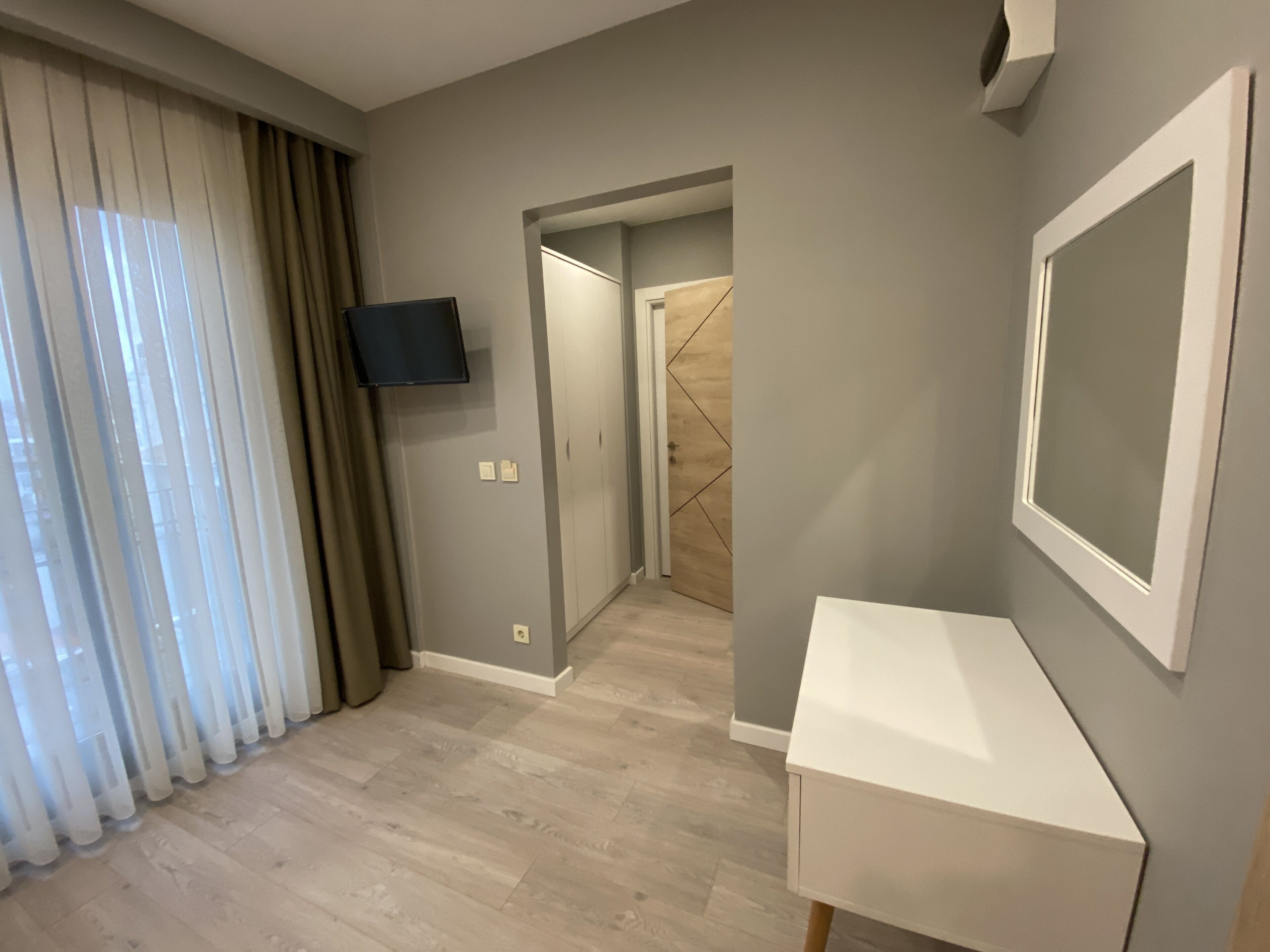 Li Hotel Pera 0*