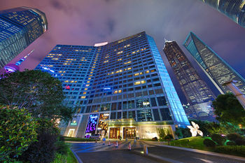 IFC Residence 5*