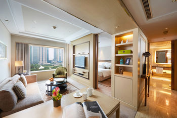 IFC Residence 5*
