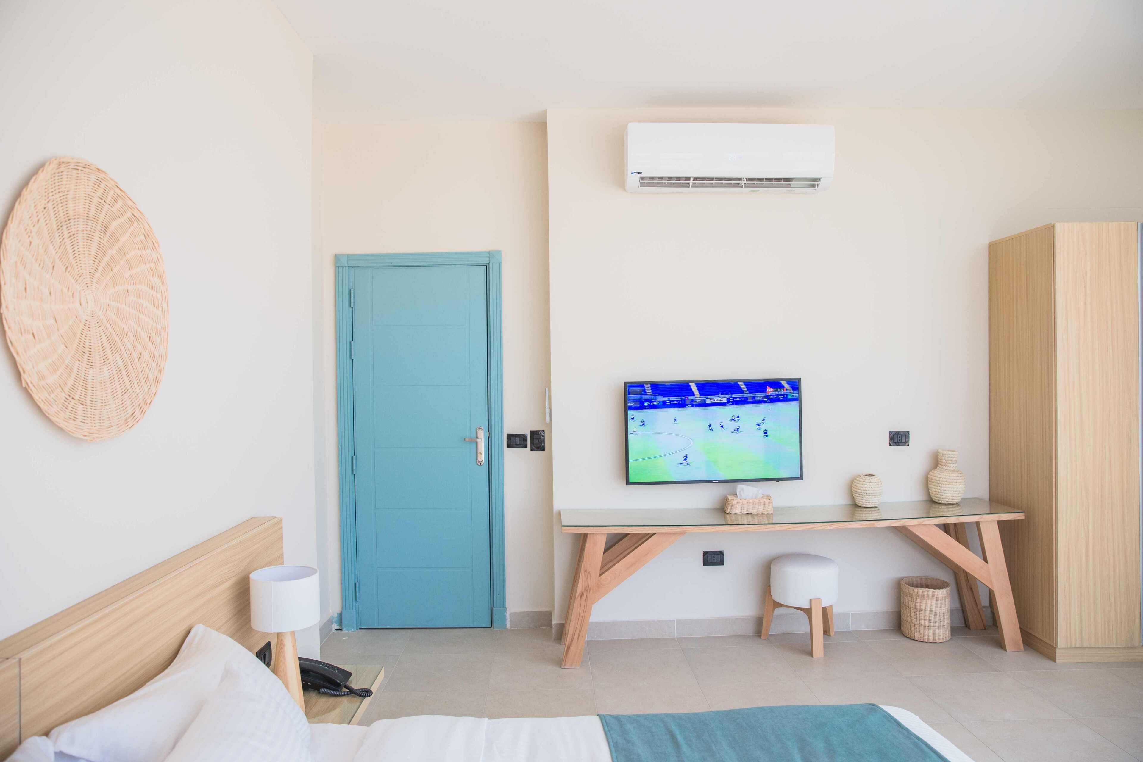 Redcon Suites 3*