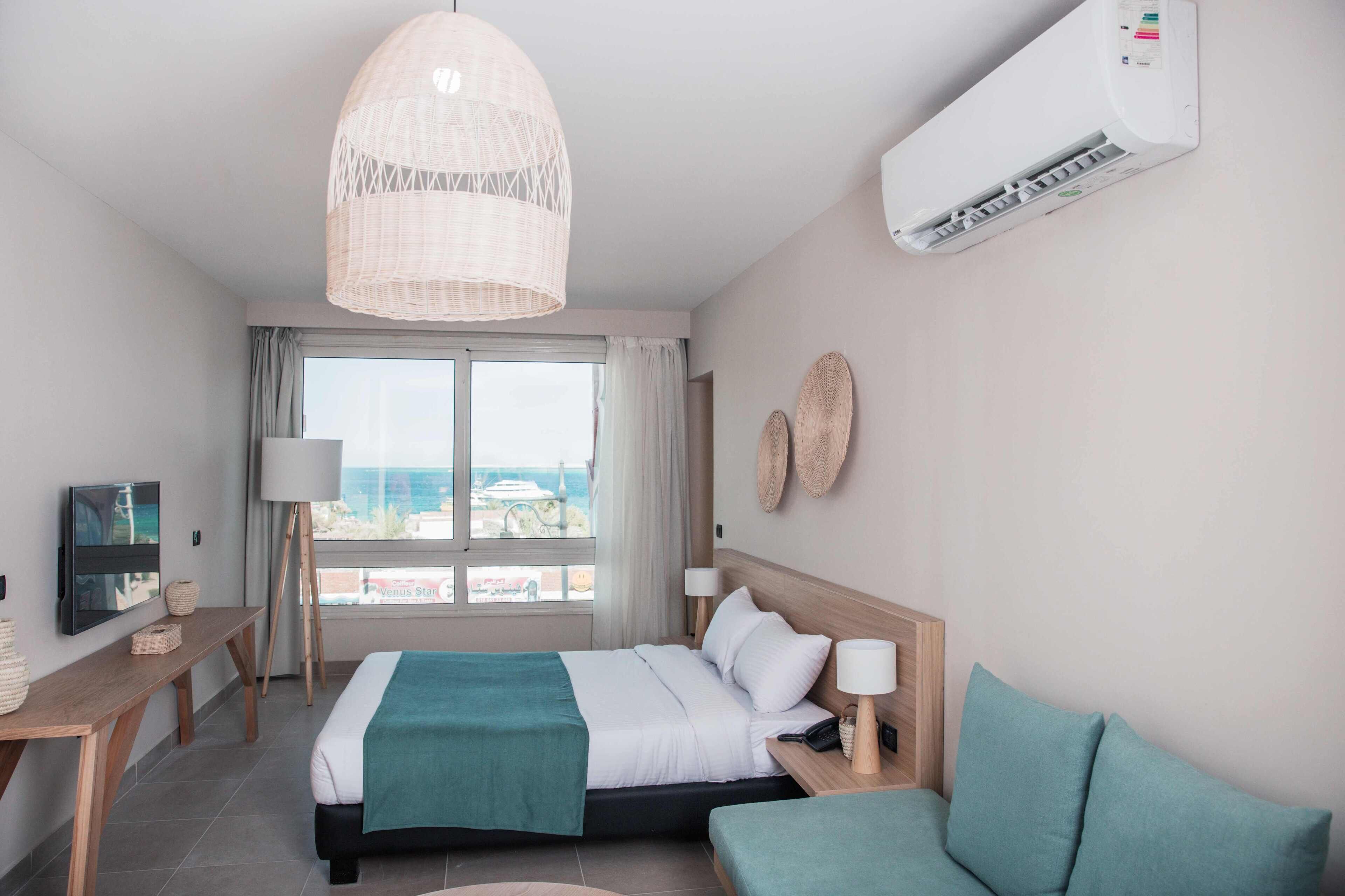 Redcon Suites 3*