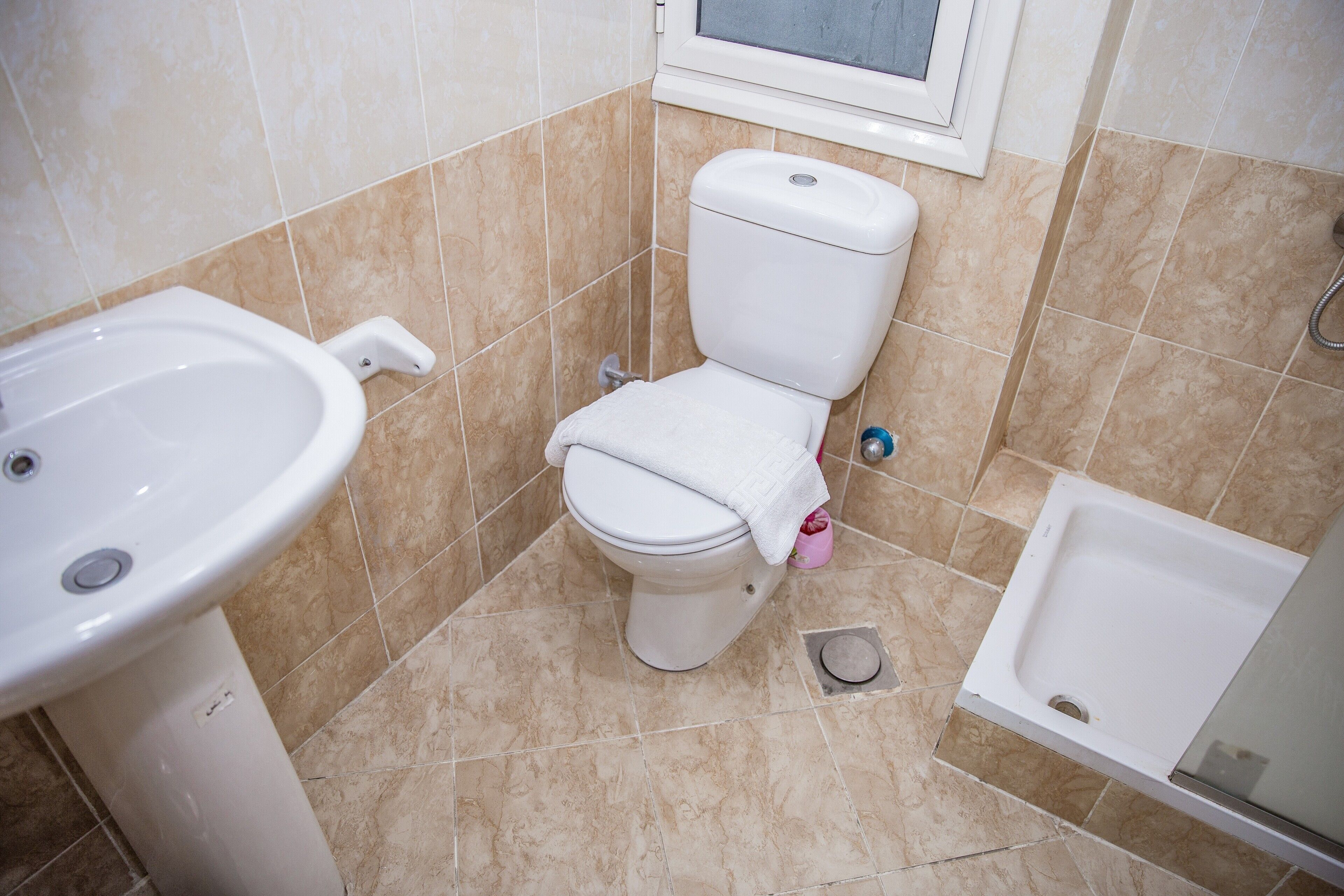 Redcon Suites 3*