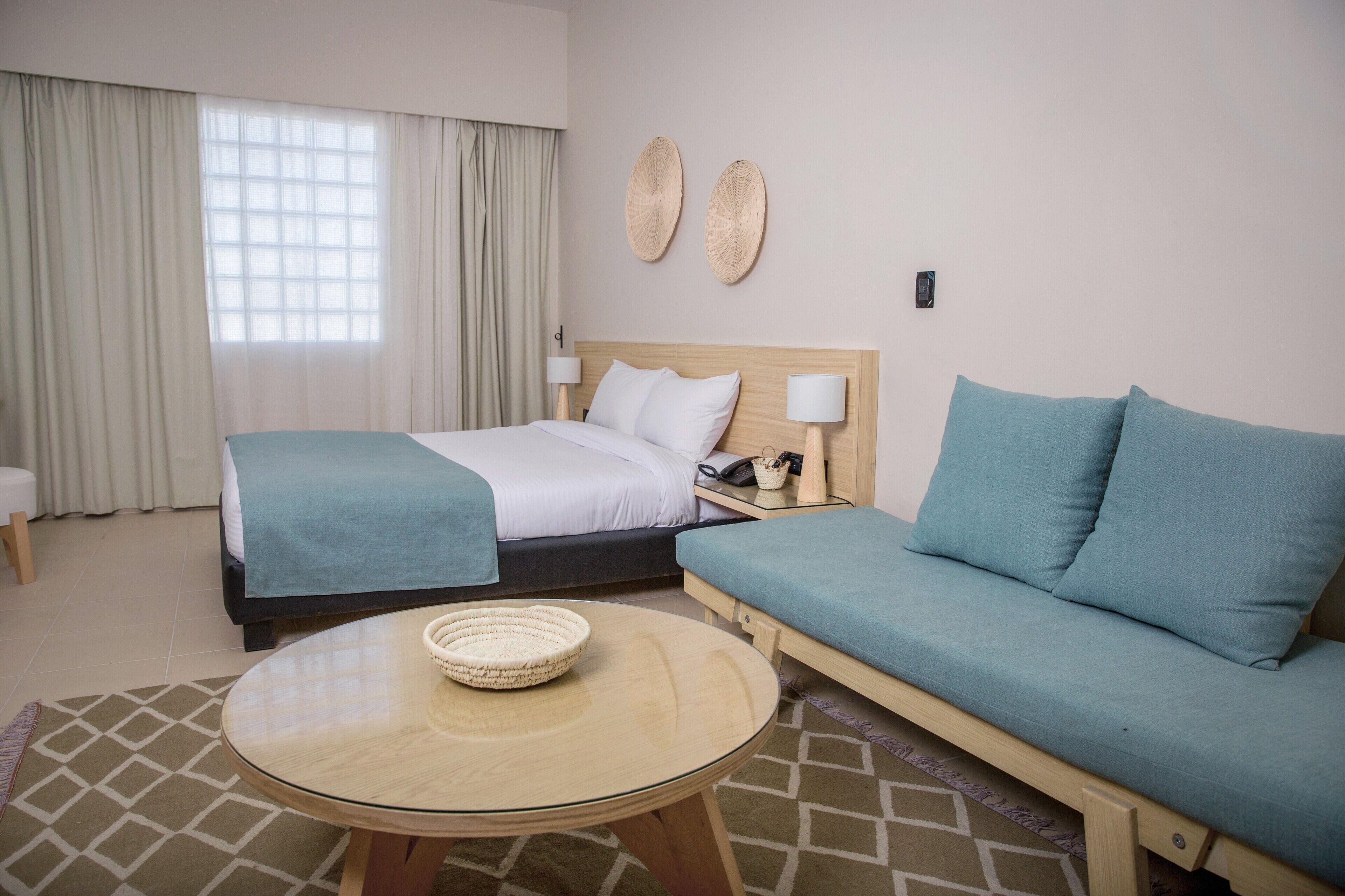 Redcon Suites 3*