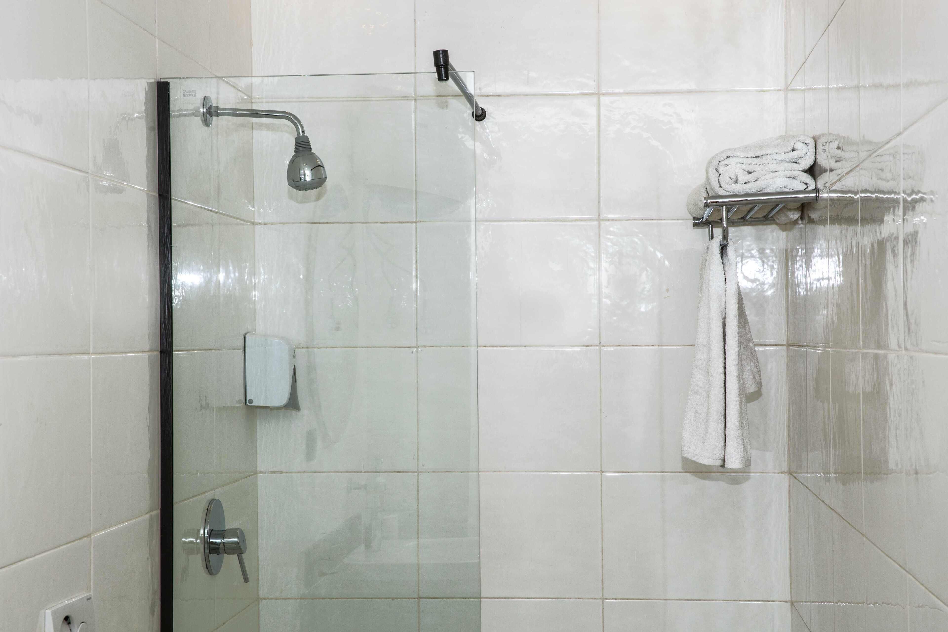 Redcon Suites 3*