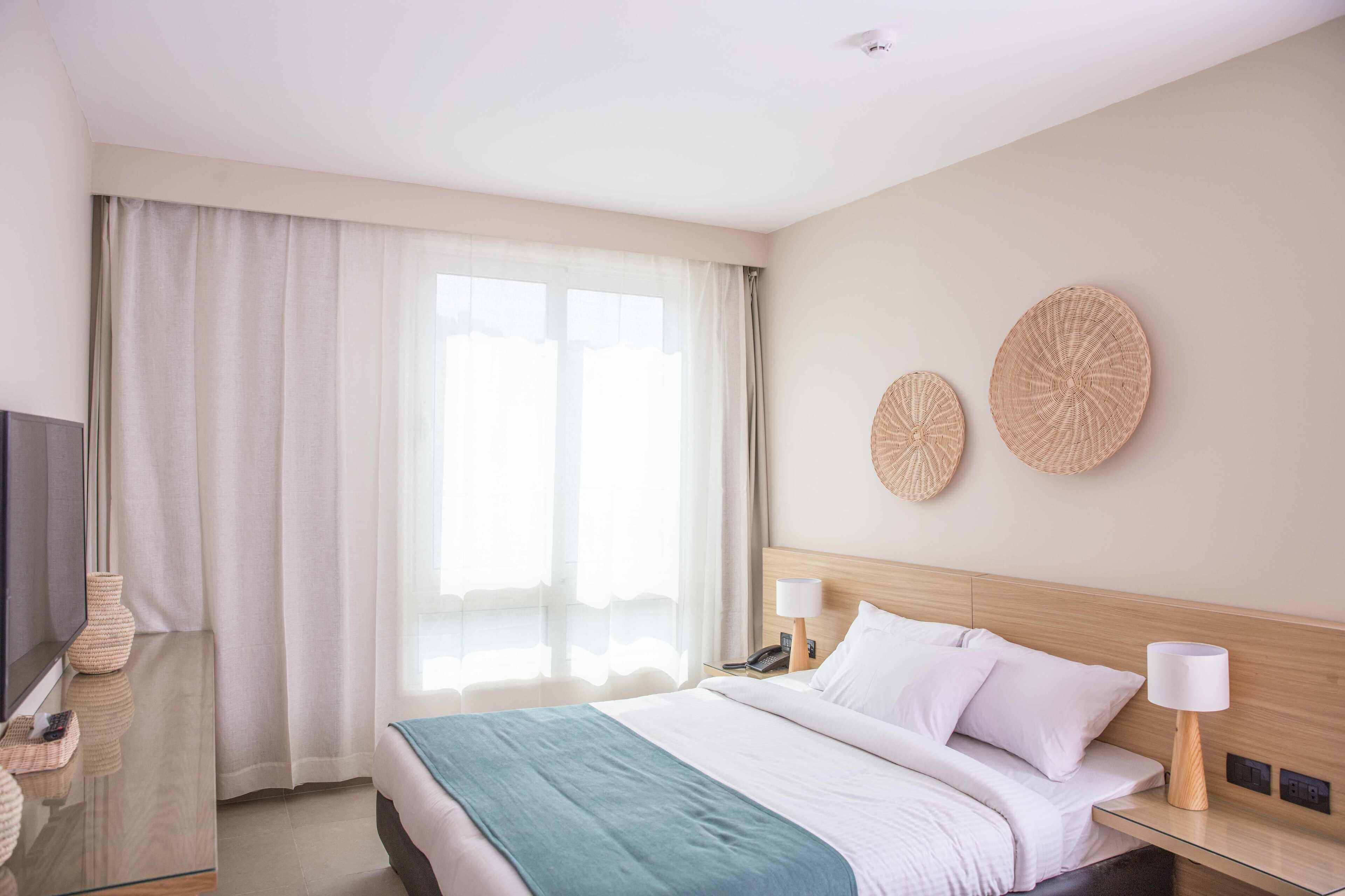 Redcon Suites 3*