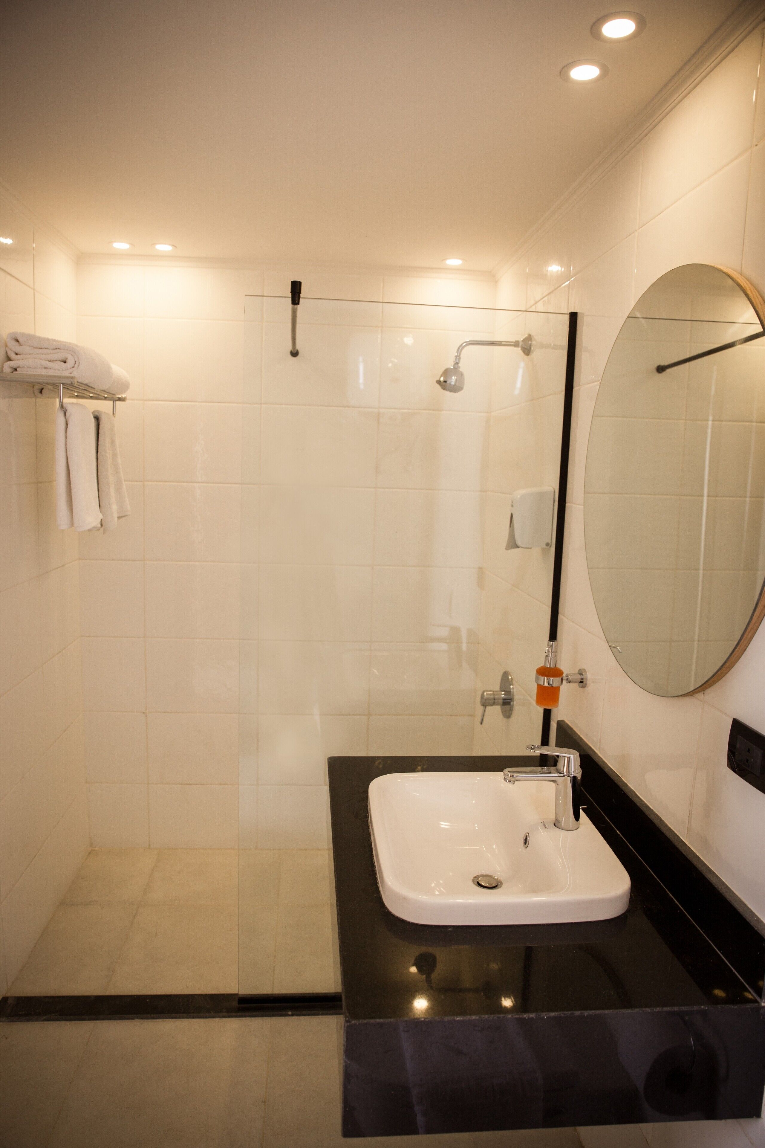 Redcon Suites 3*