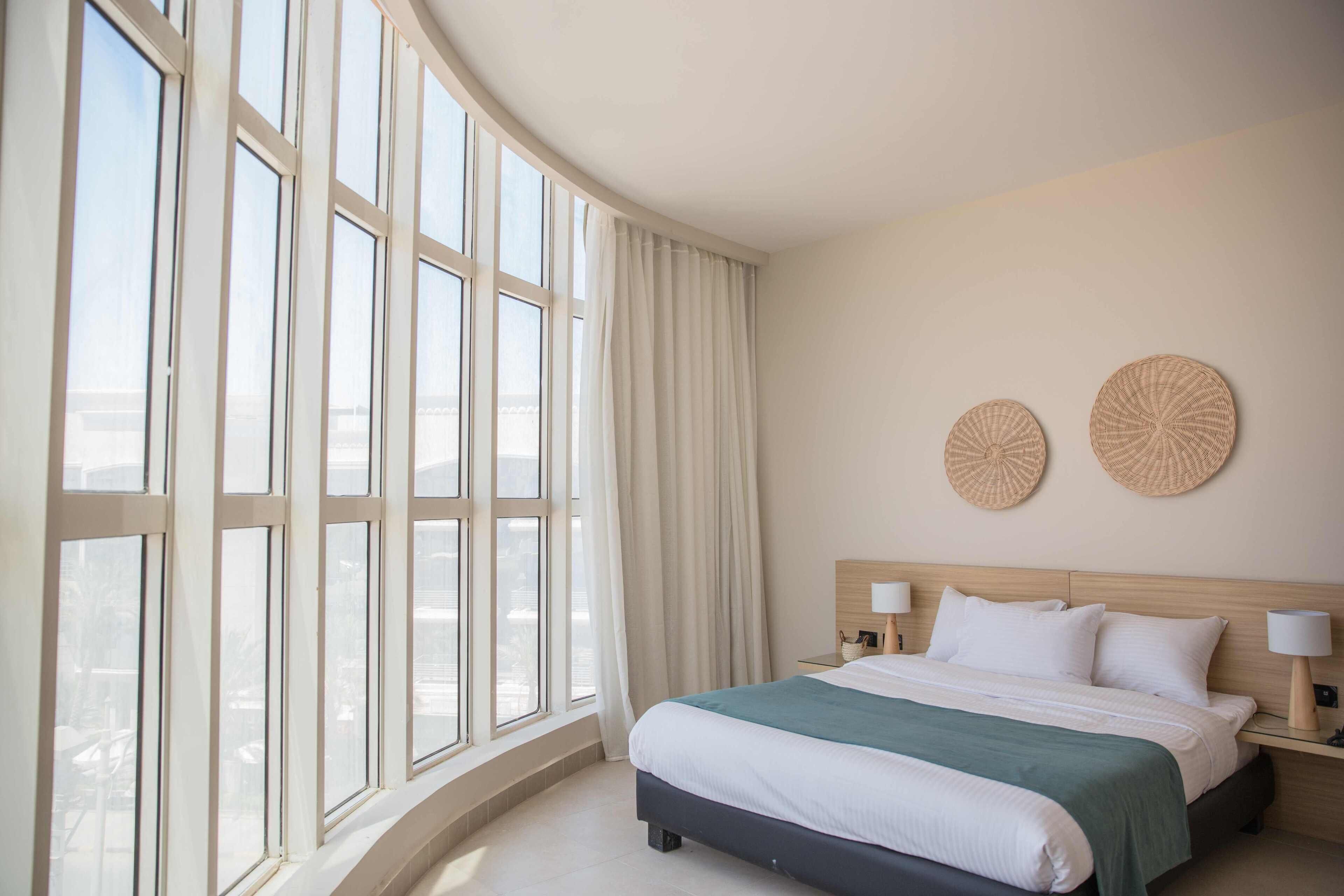 Redcon Suites 3*
