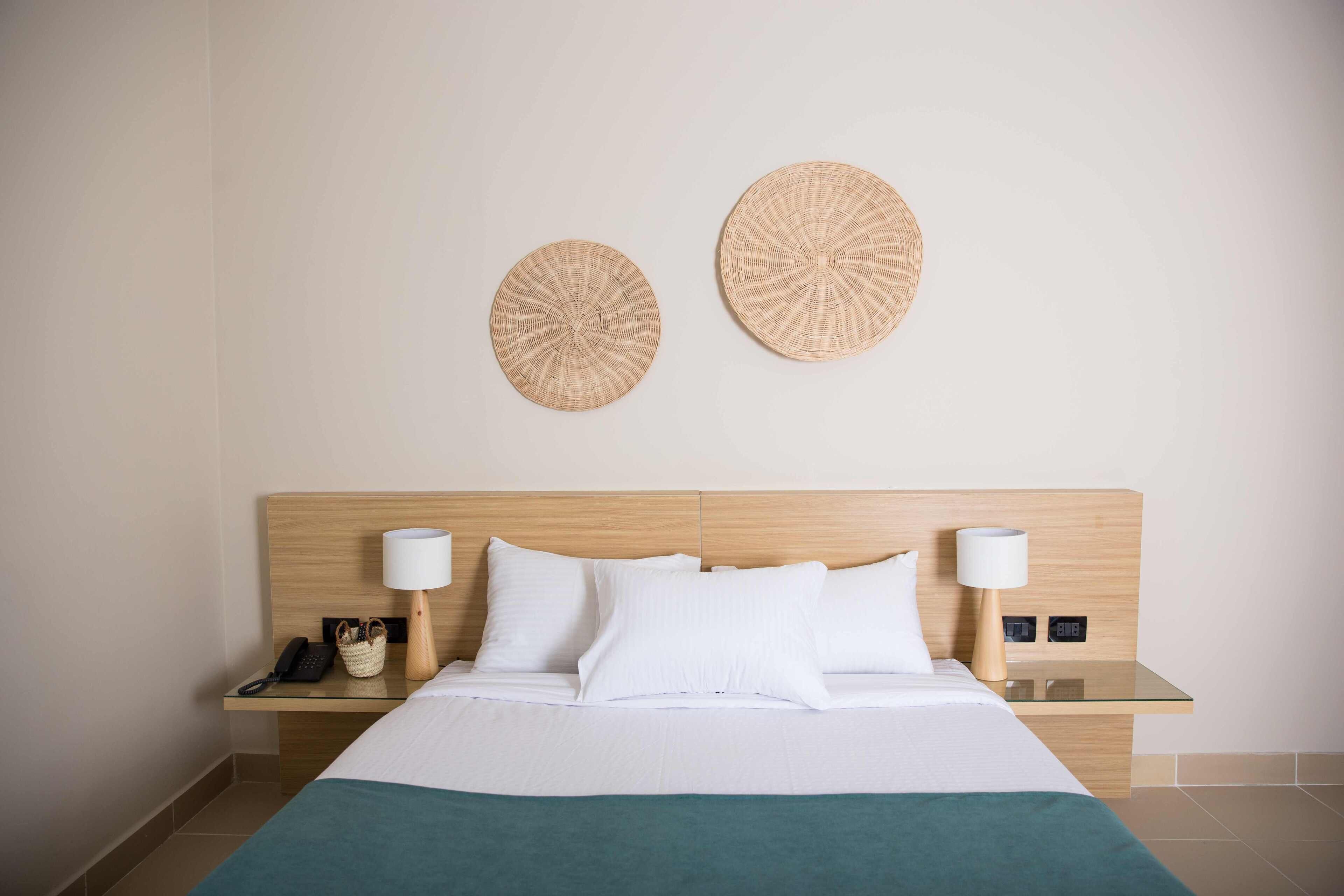 Redcon Suites 3*