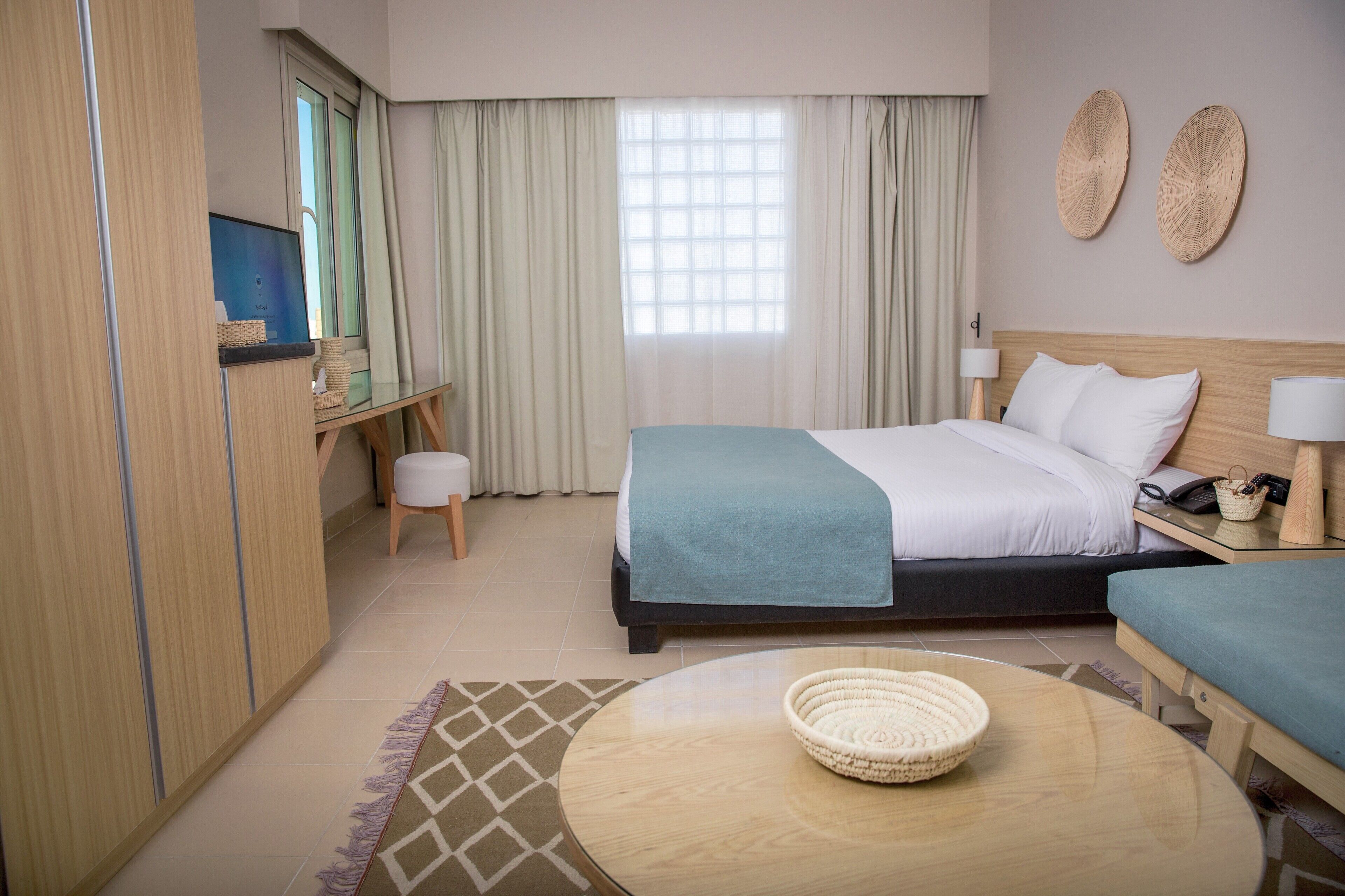 Redcon Suites 3*