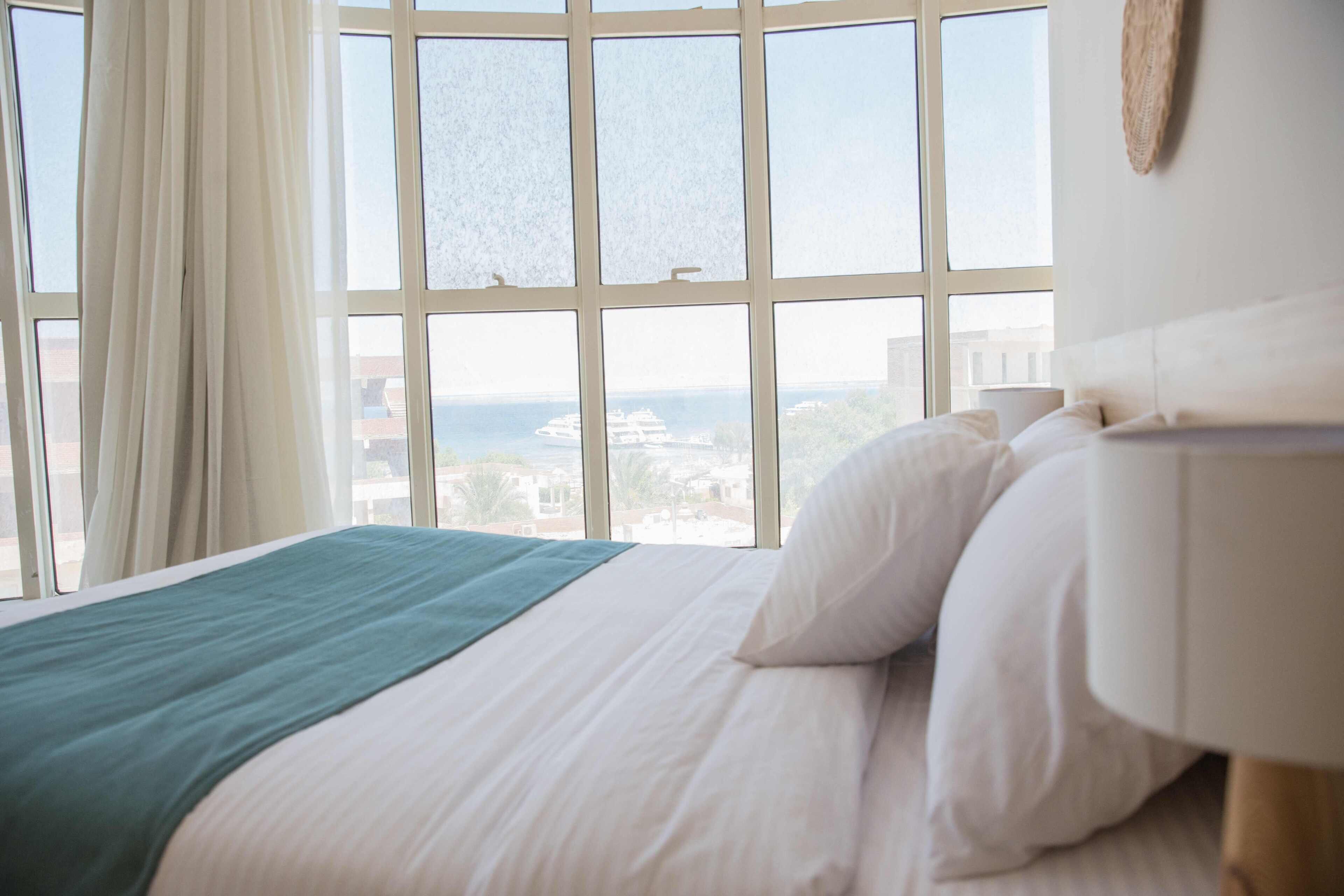 Redcon Suites 3*
