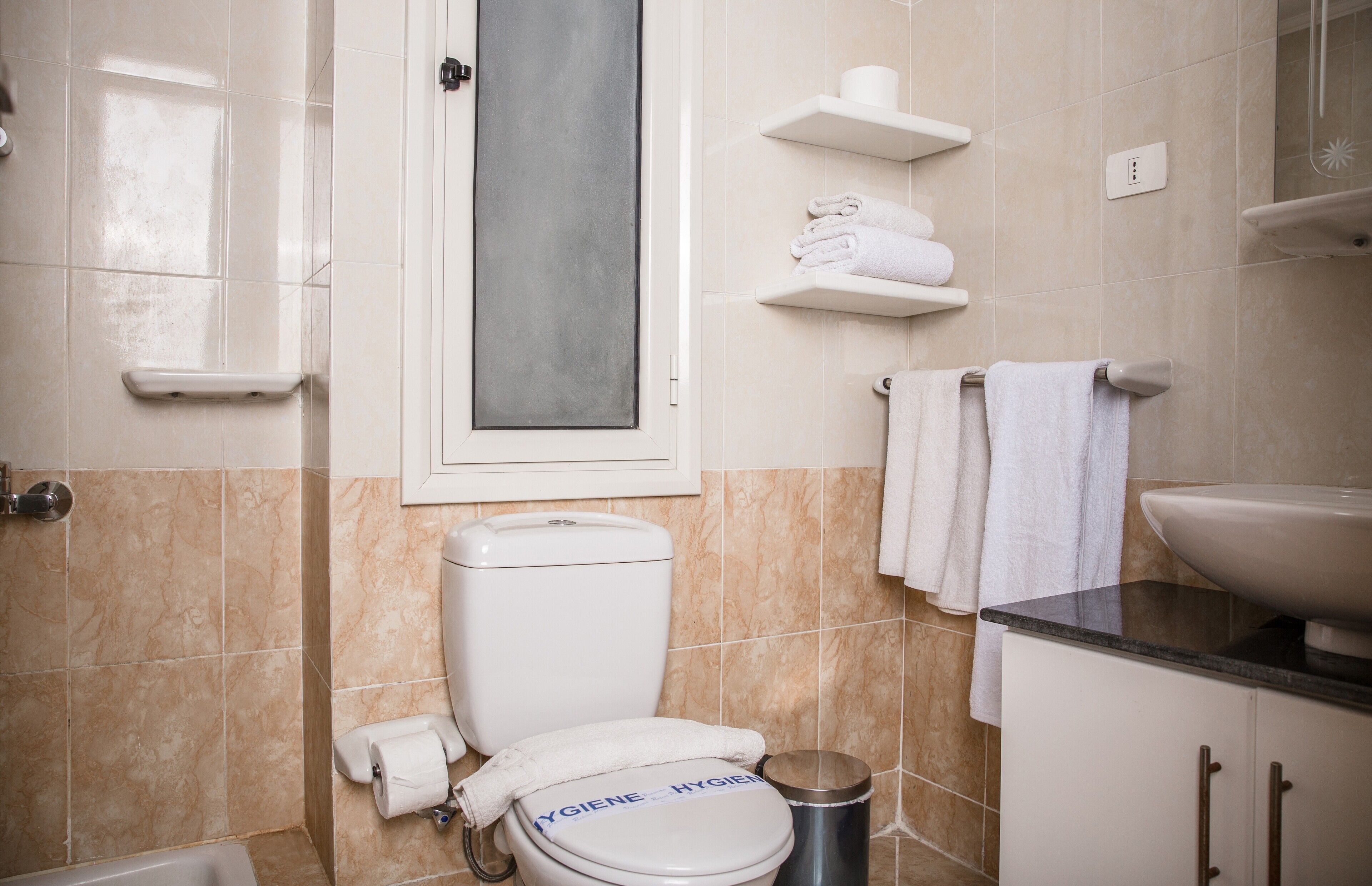 Redcon Suites 3*
