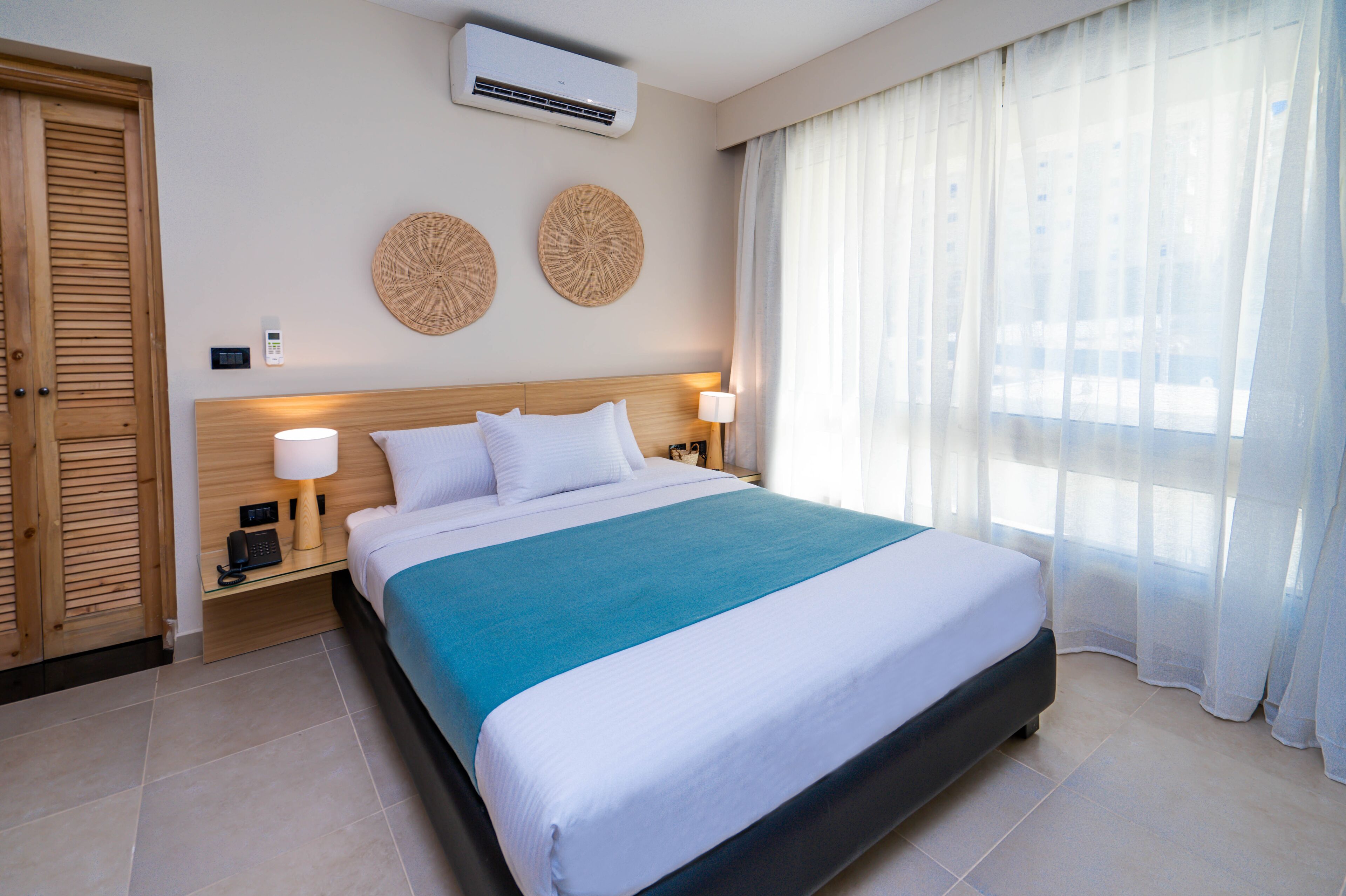 Redcon Suites 3*