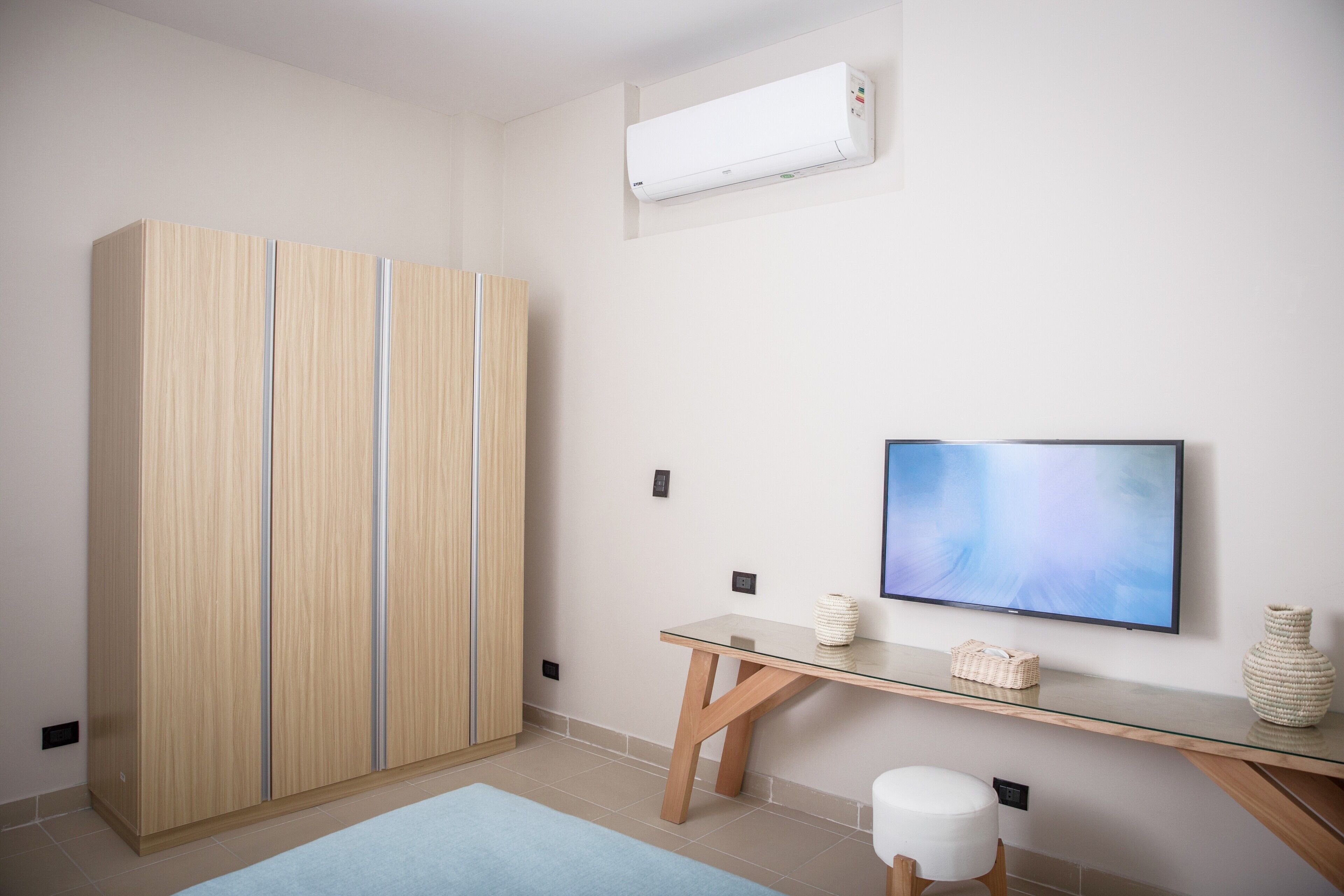 Redcon Suites 3*
