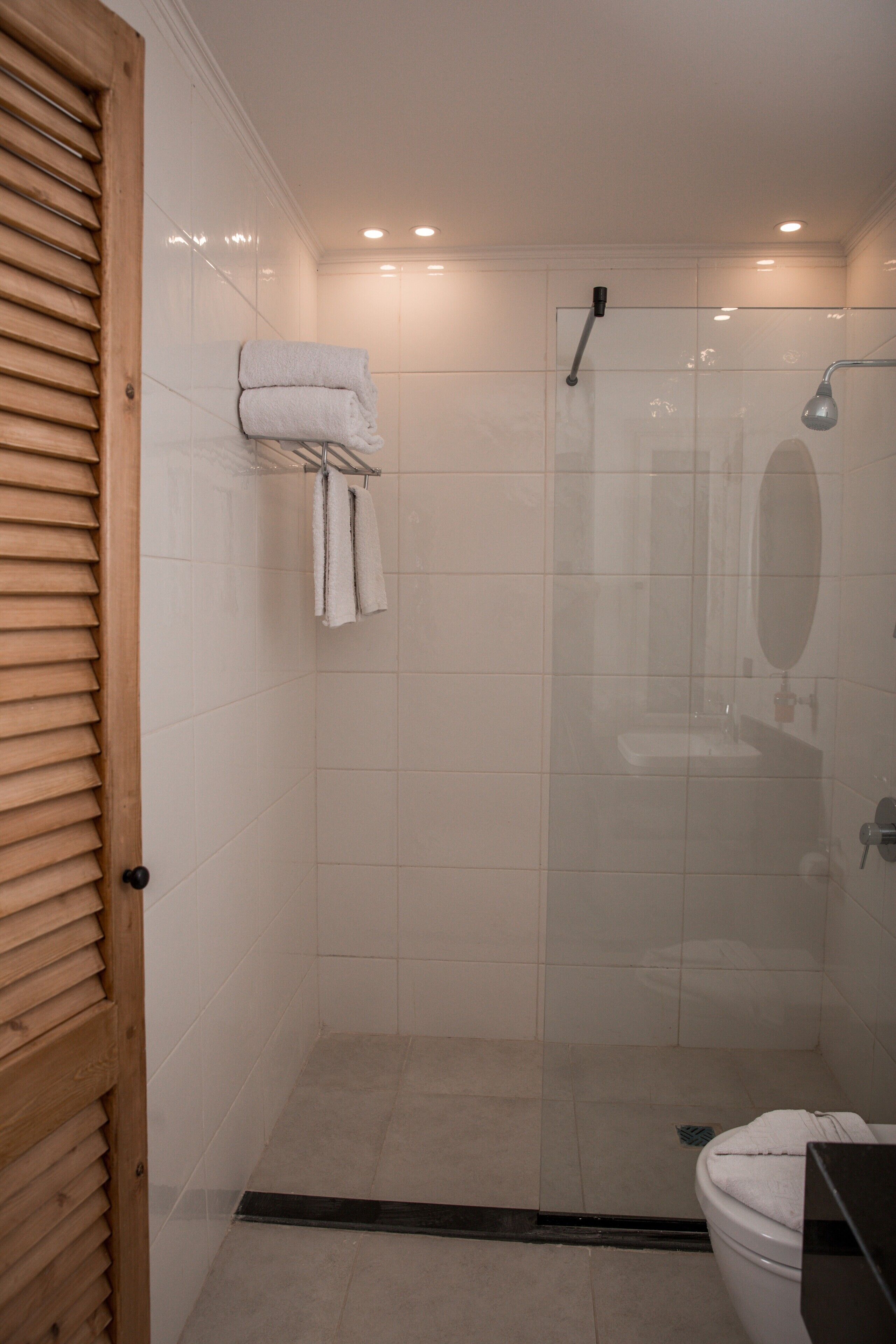 Redcon Suites 3*