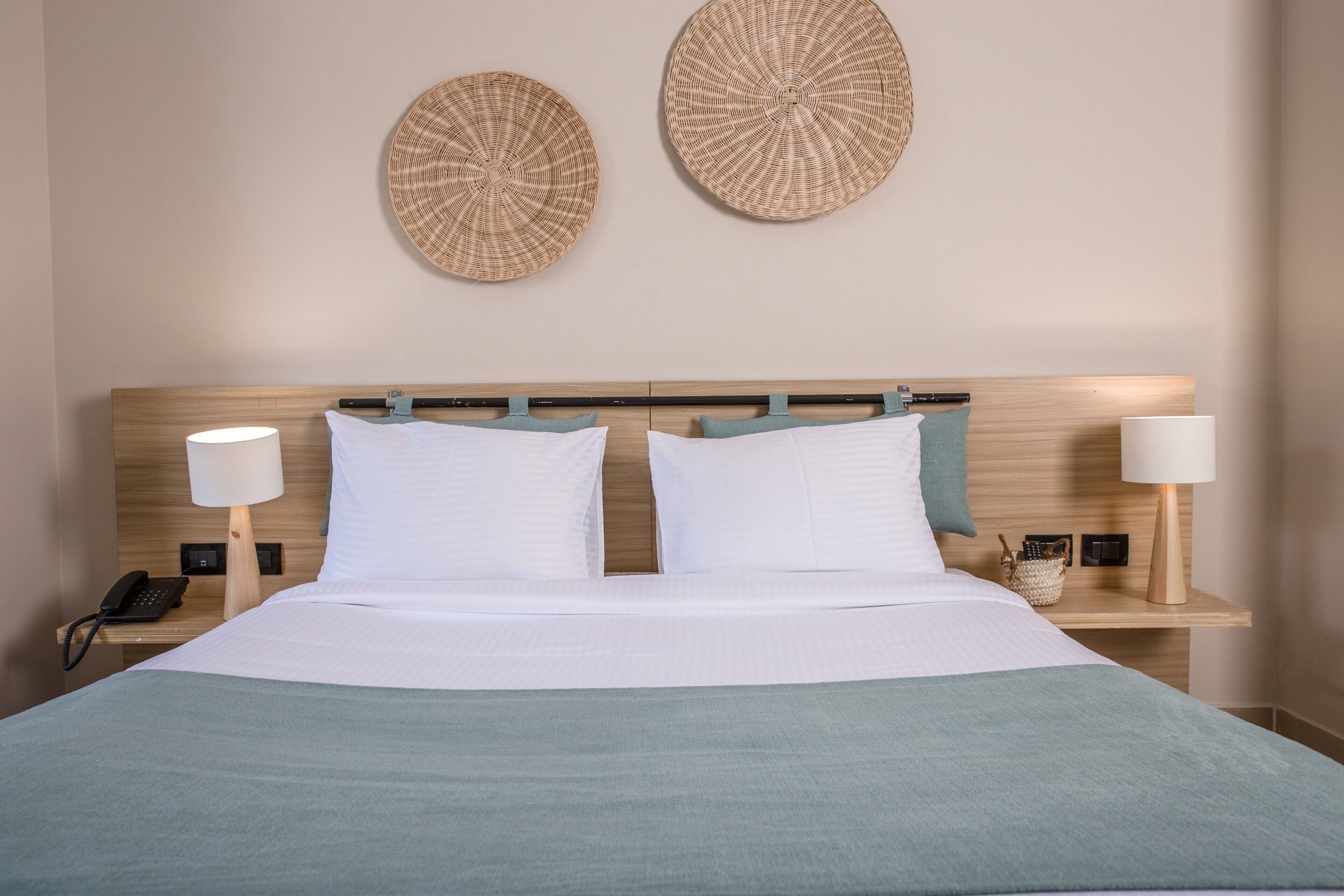 Redcon Suites 3*