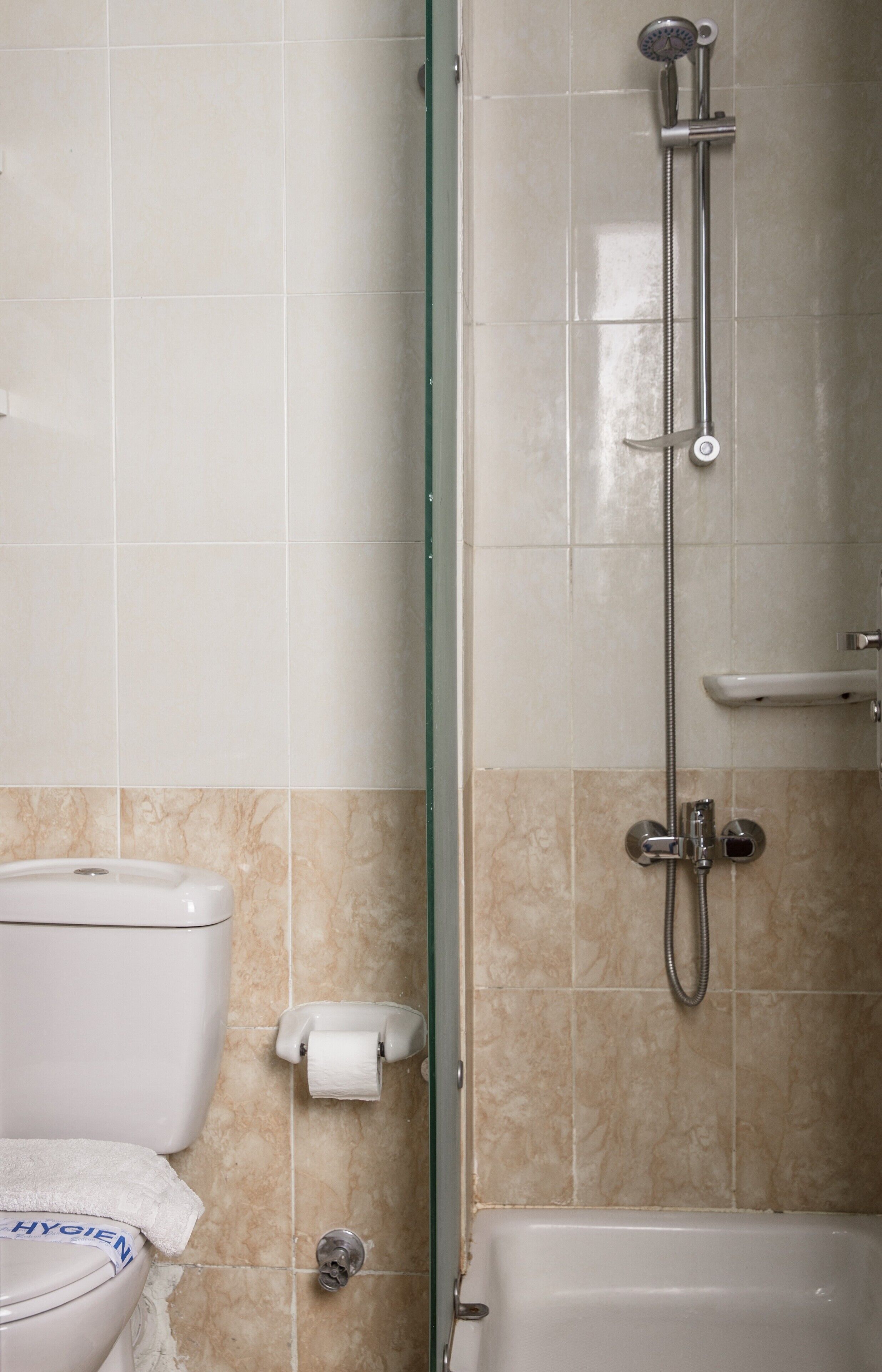 Redcon Suites 3*