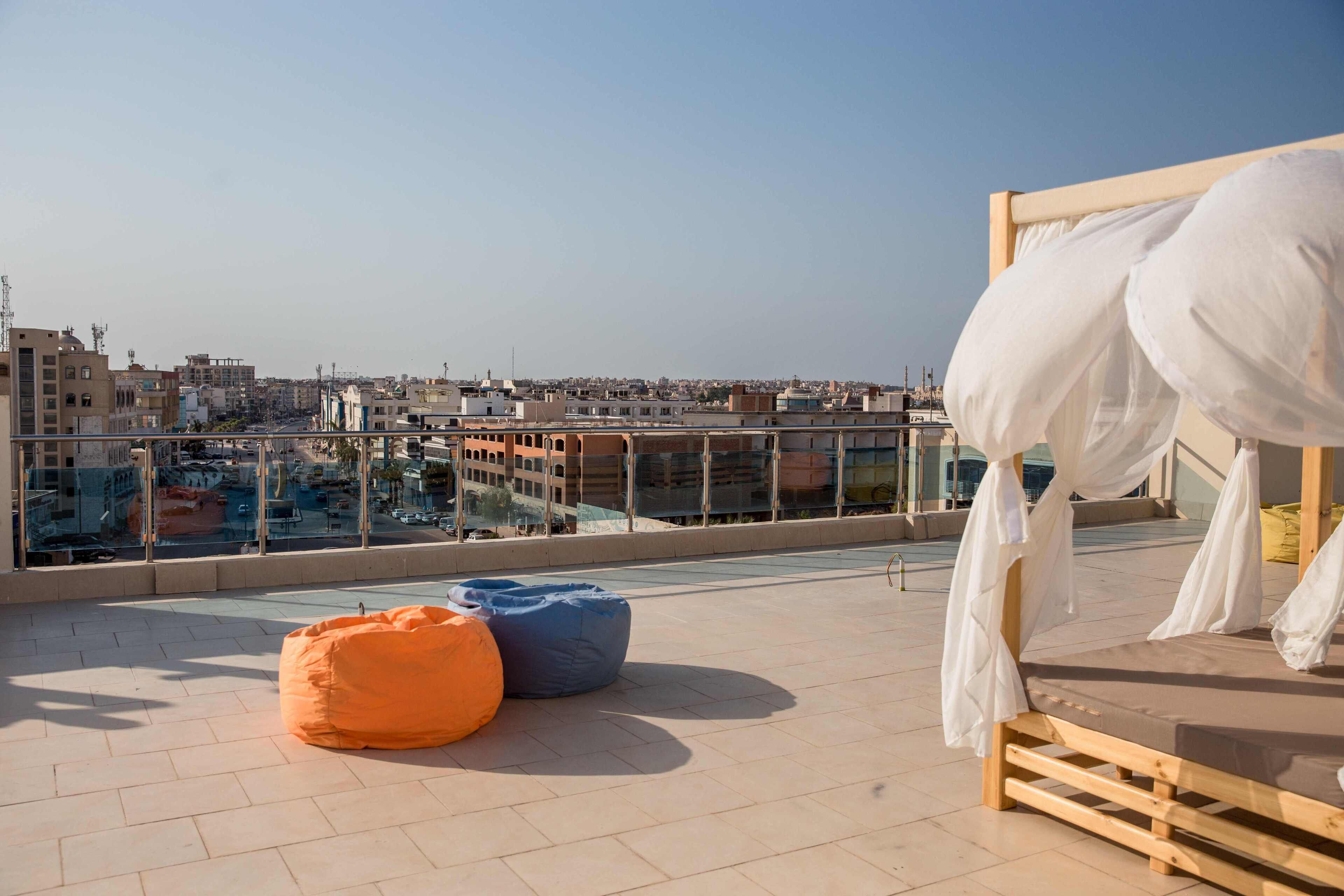 Redcon Suites 3*