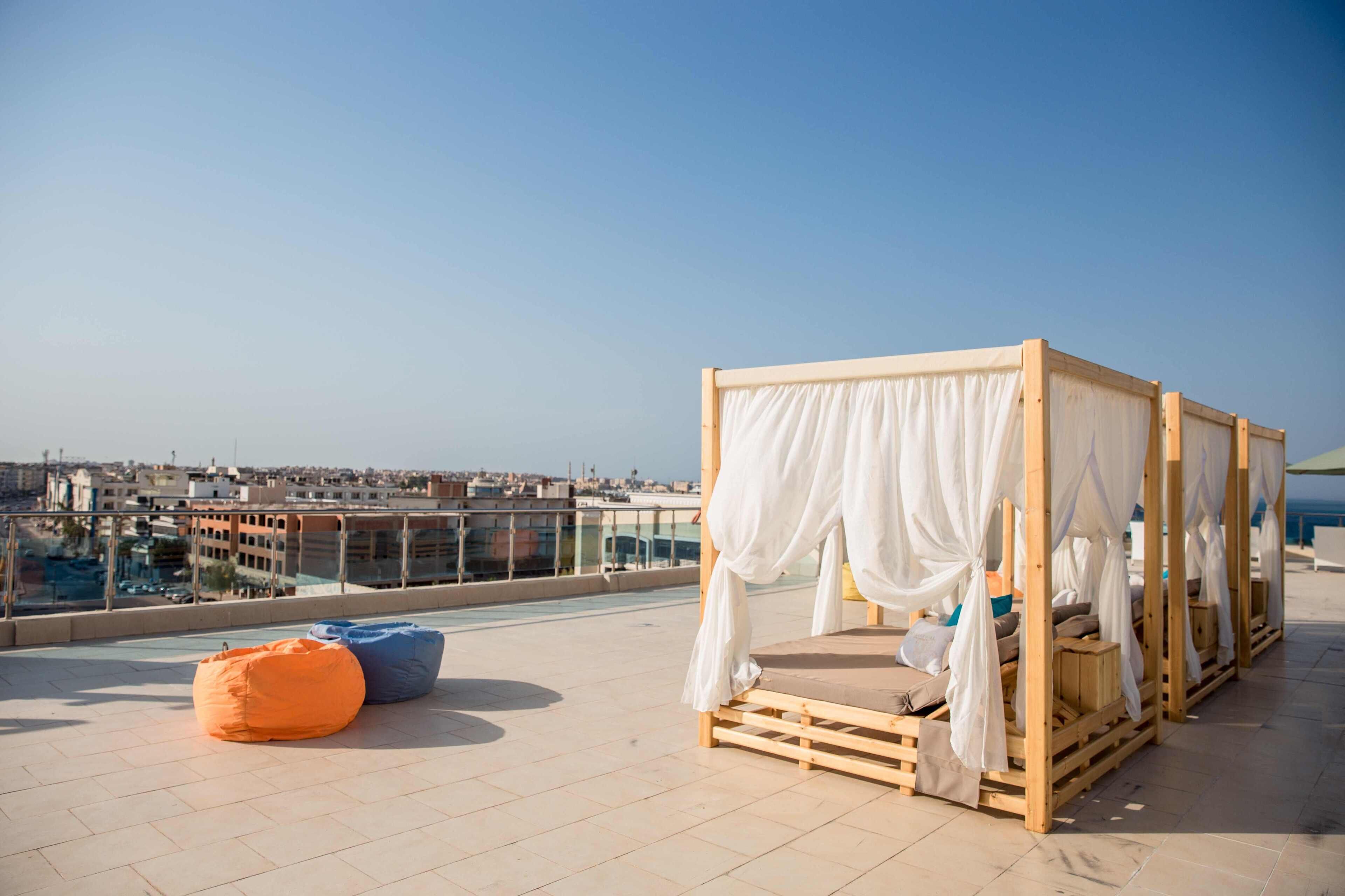 Redcon Suites 3*