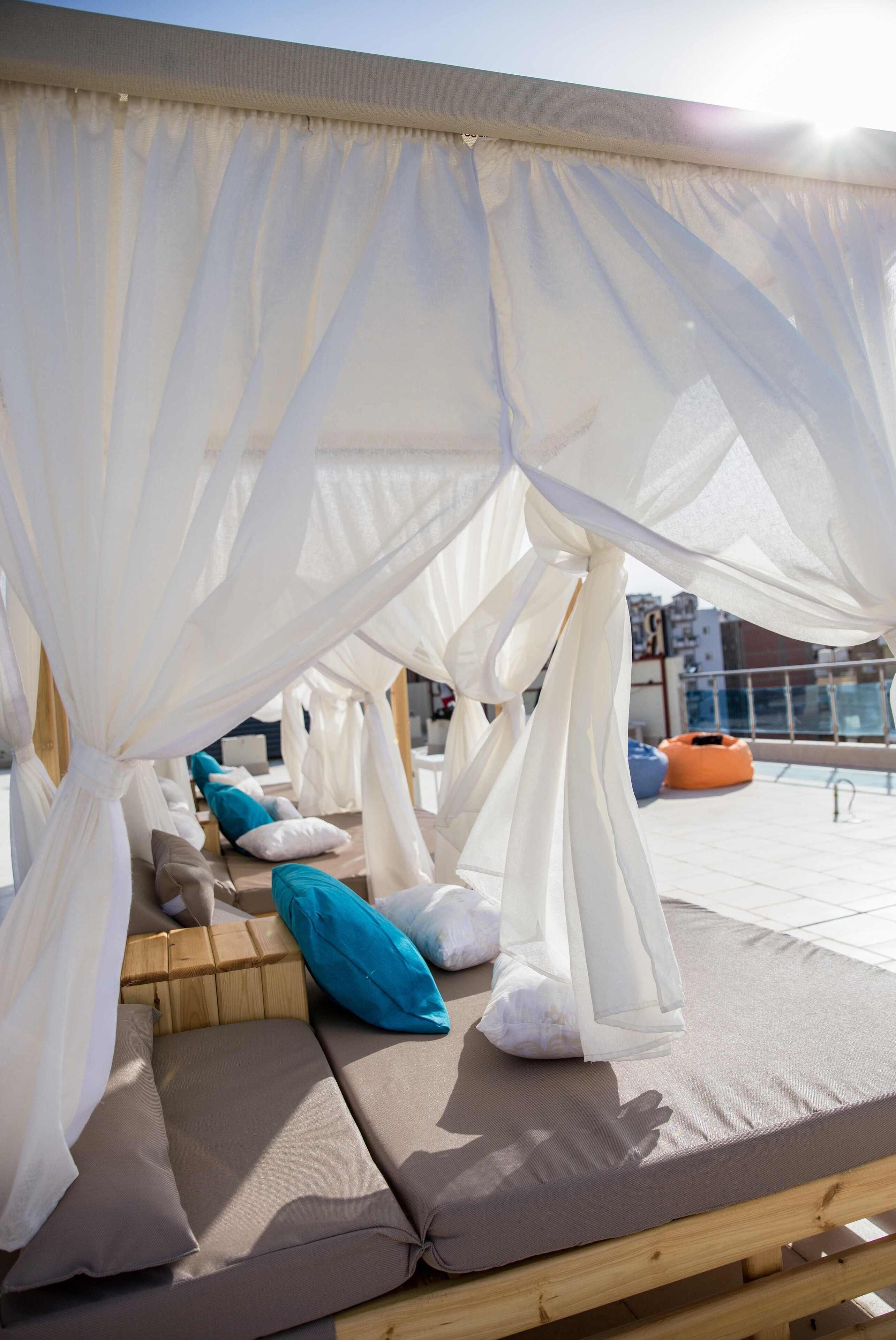 Redcon Suites 3*