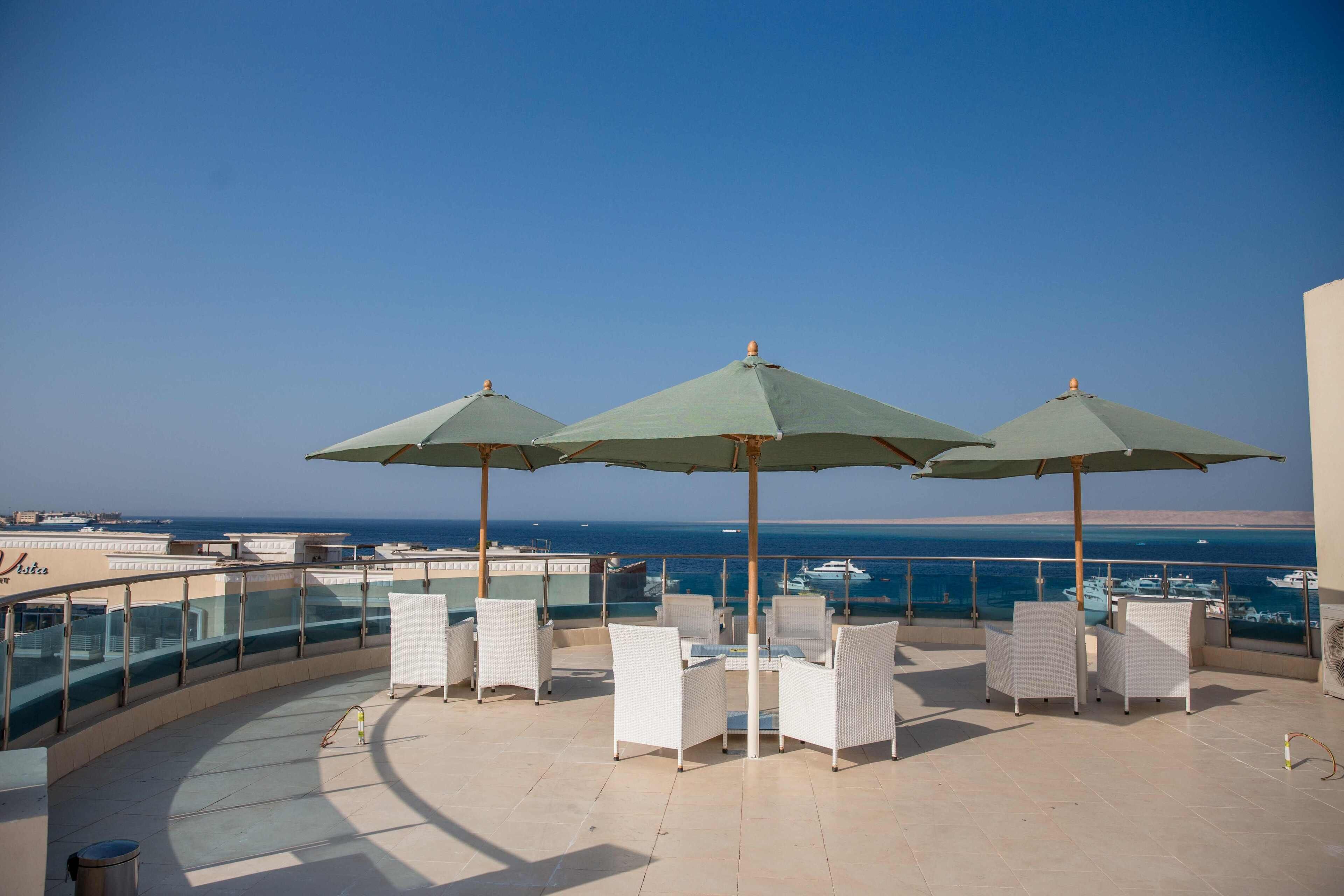Redcon Suites 3*