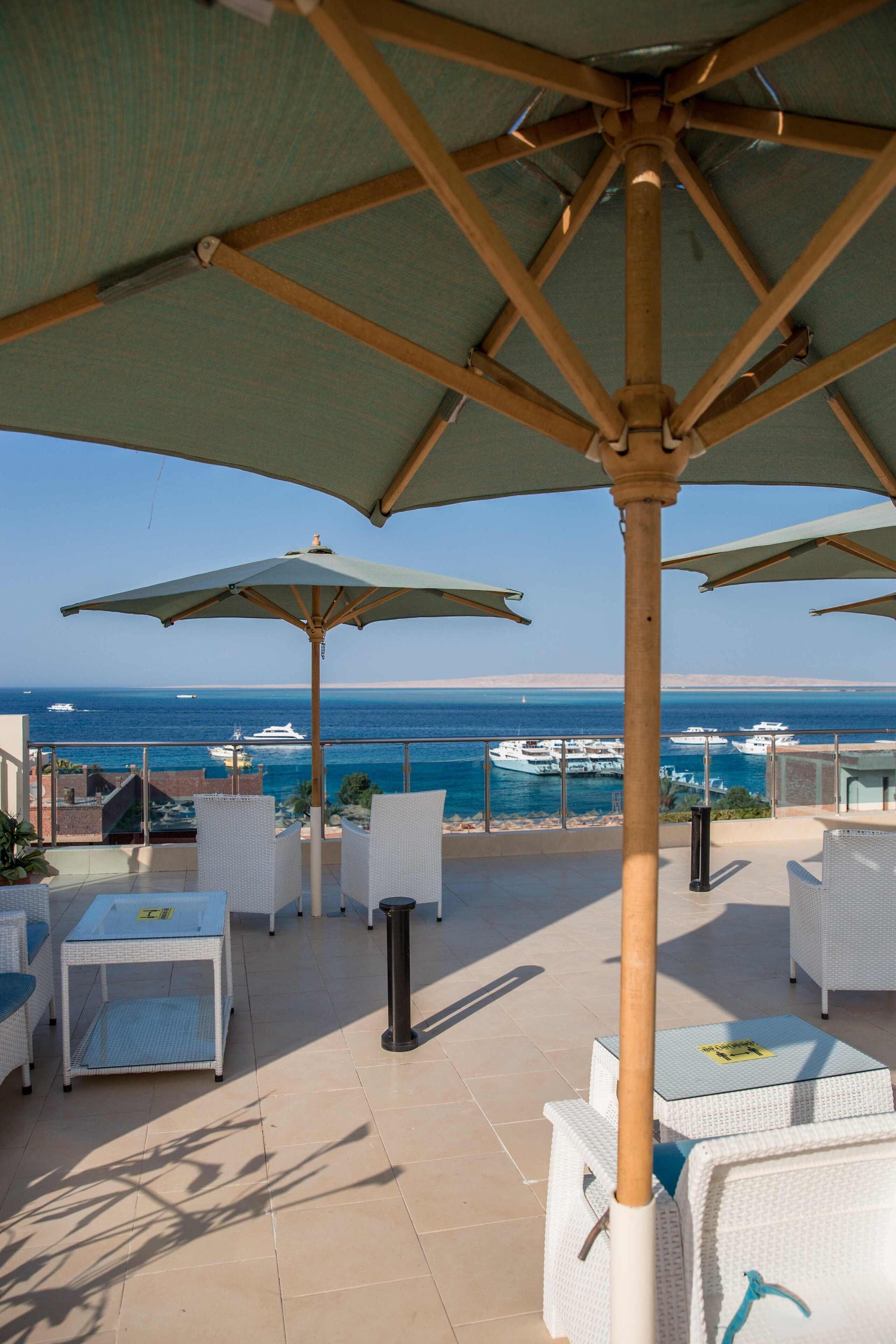 Redcon Suites 3*
