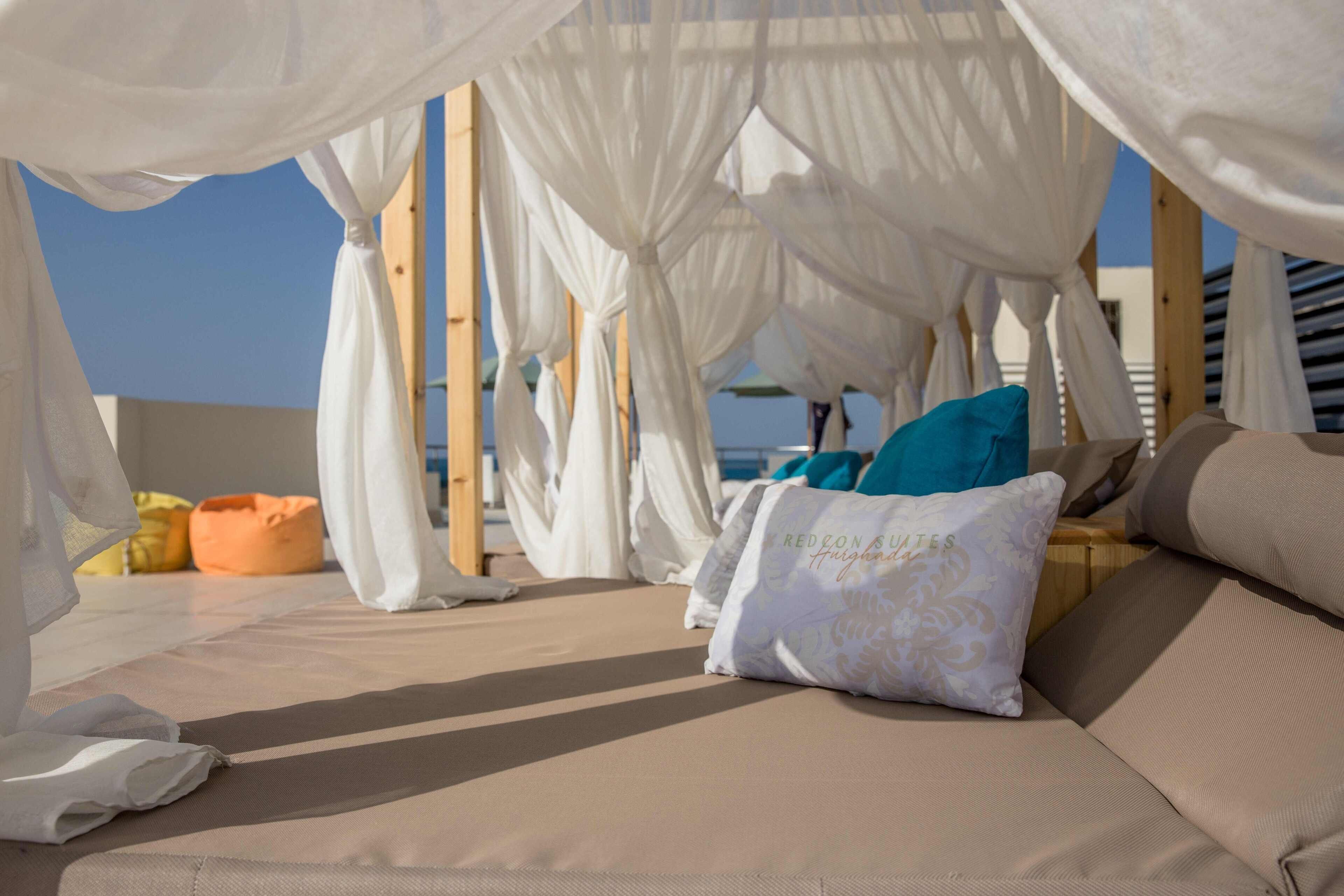 Redcon Suites 3*