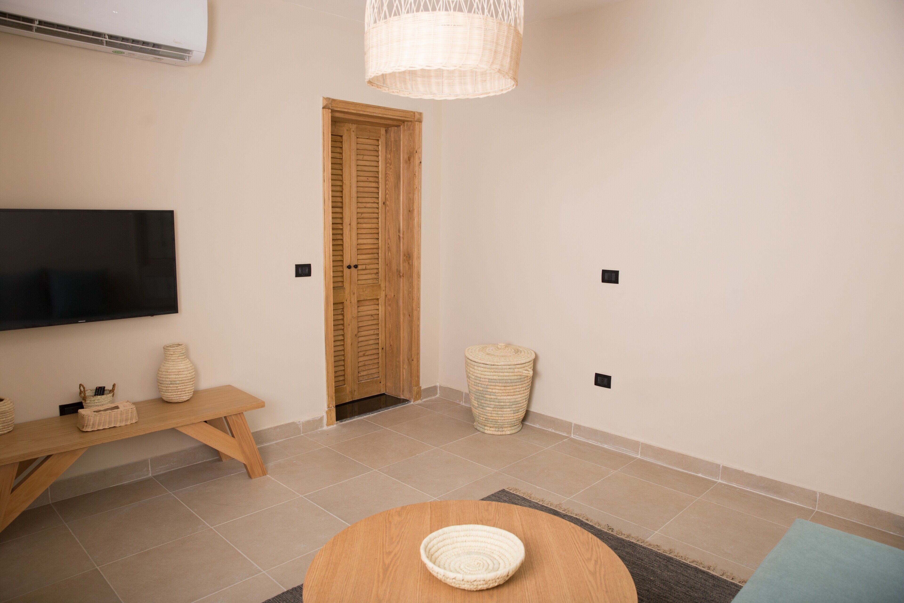 Redcon Suites 3*