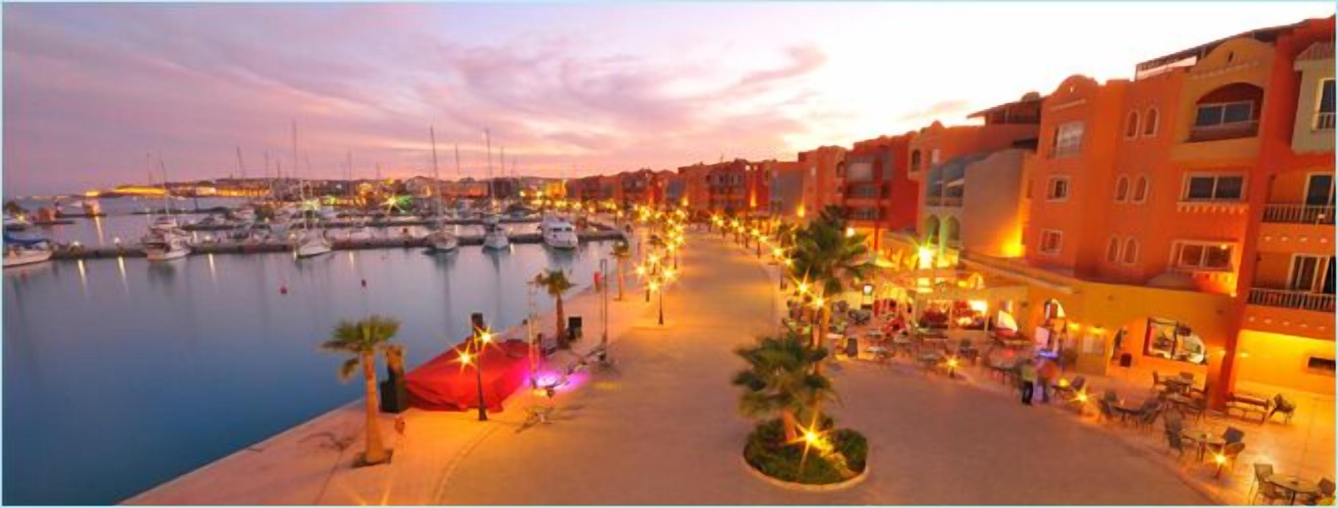 Redcon Suites 3*