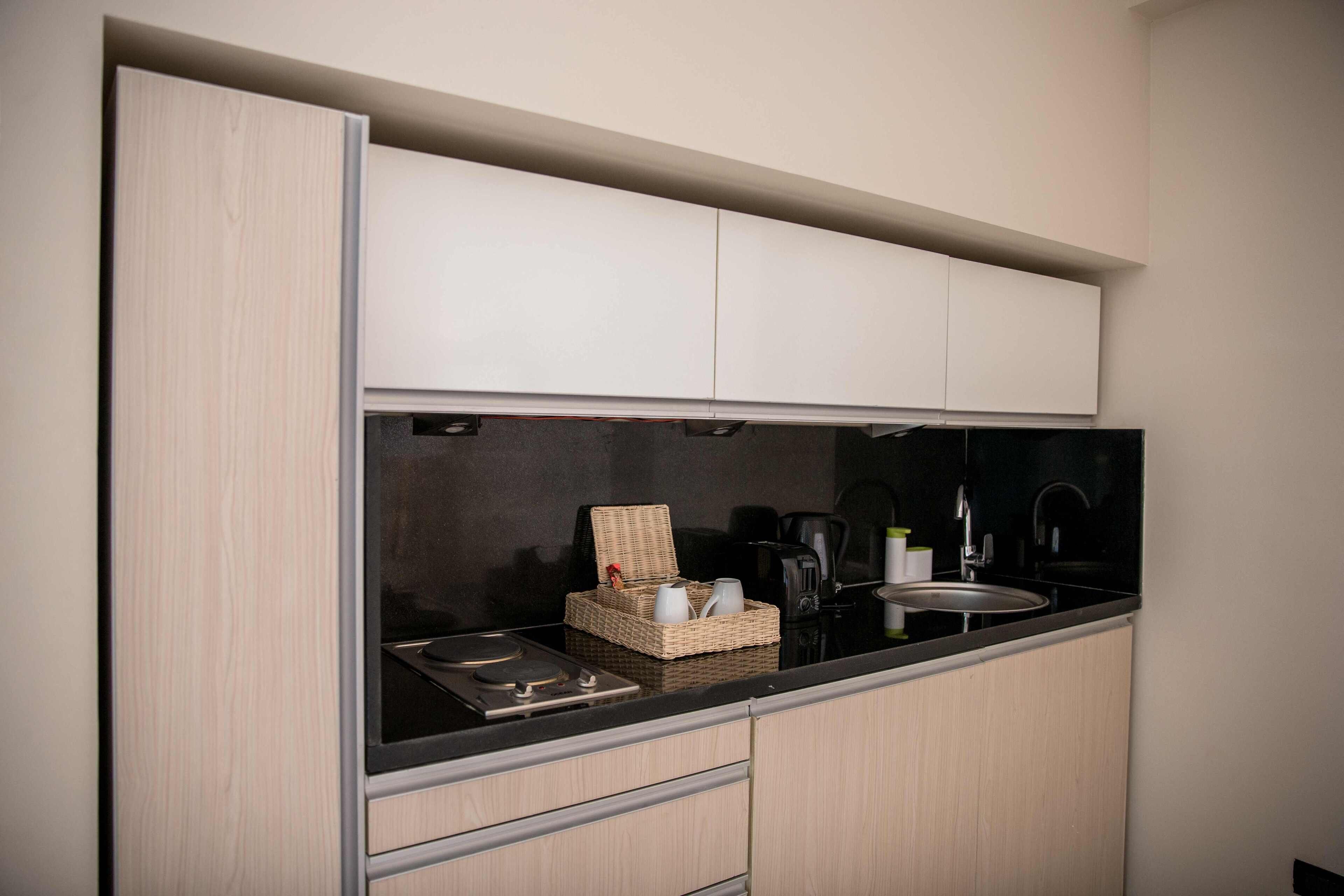 Redcon Suites 3*