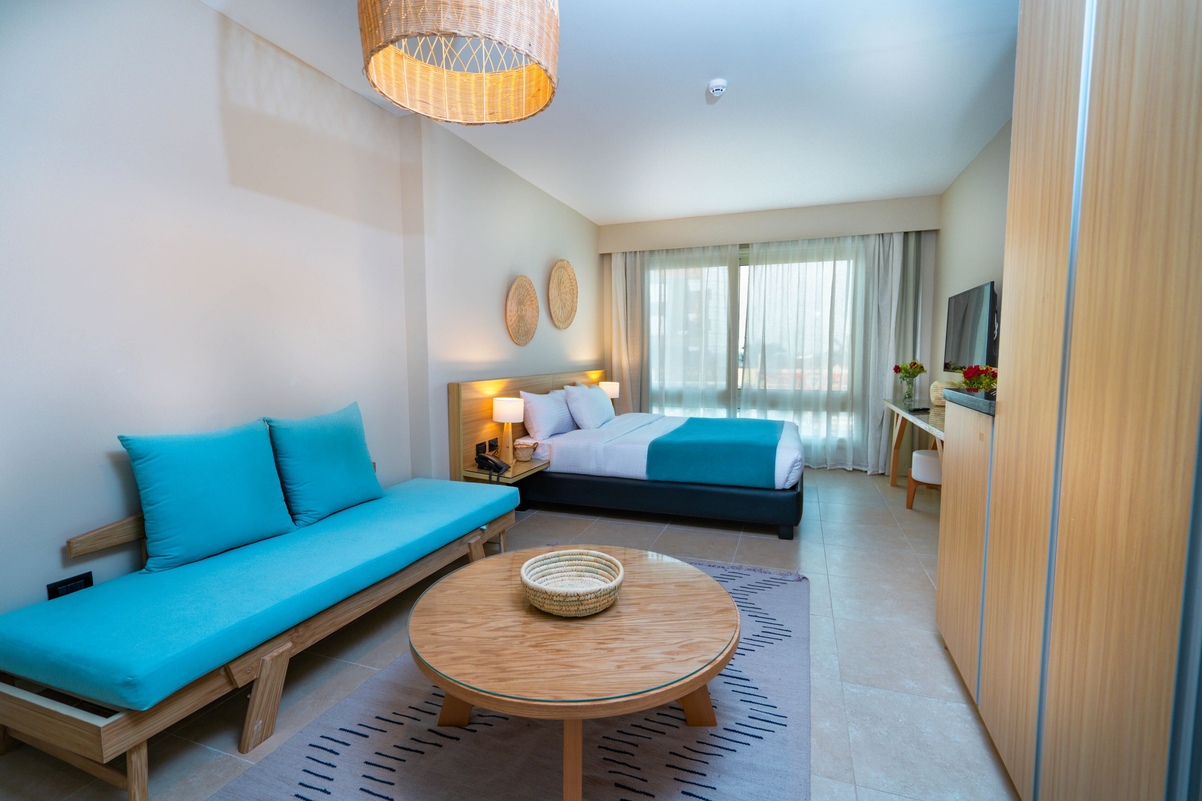 Redcon Suites 3*
