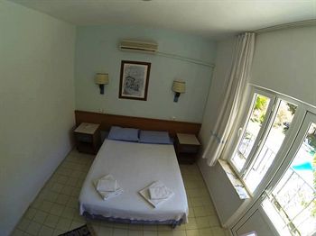 Swiss Eviniz Hotel 2*