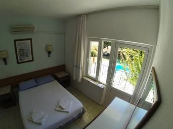 Swiss Eviniz Hotel 2*