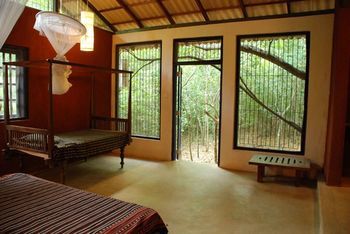 Back Of Beyond - Pidurangala 3*