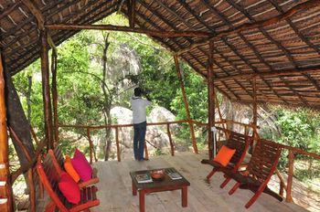Back Of Beyond - Pidurangala 3*