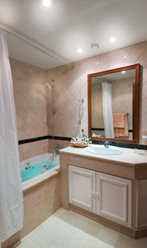 Hotel Le Consul 4*