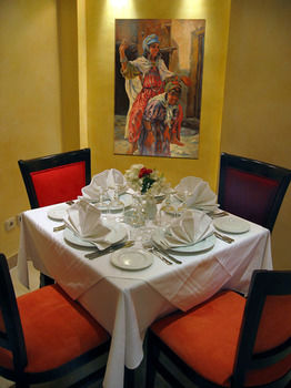 Hotel Le Consul 4*