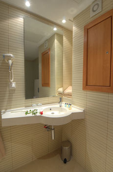 Hotel Tiba 3*