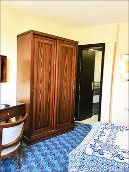 3 Pyramids View Inn 3*