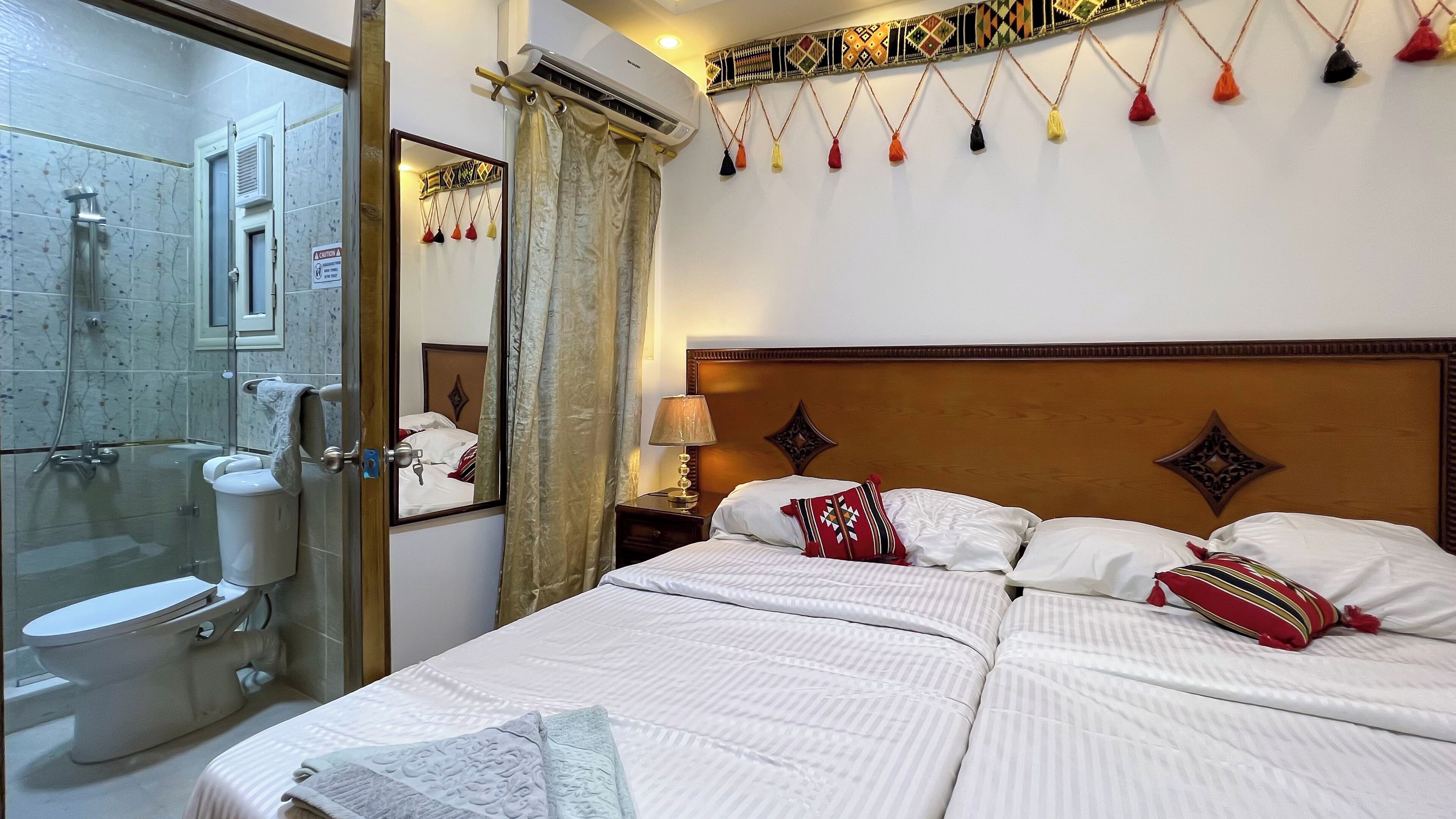 Atlantis Pyramids Inn 2*